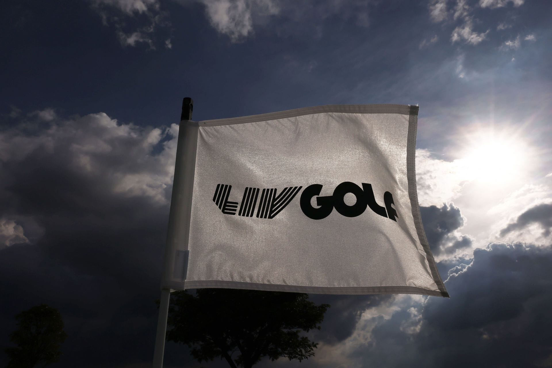 Why is LIV Golf facing the risk of shutting down despite backers having $900B? Reason explored