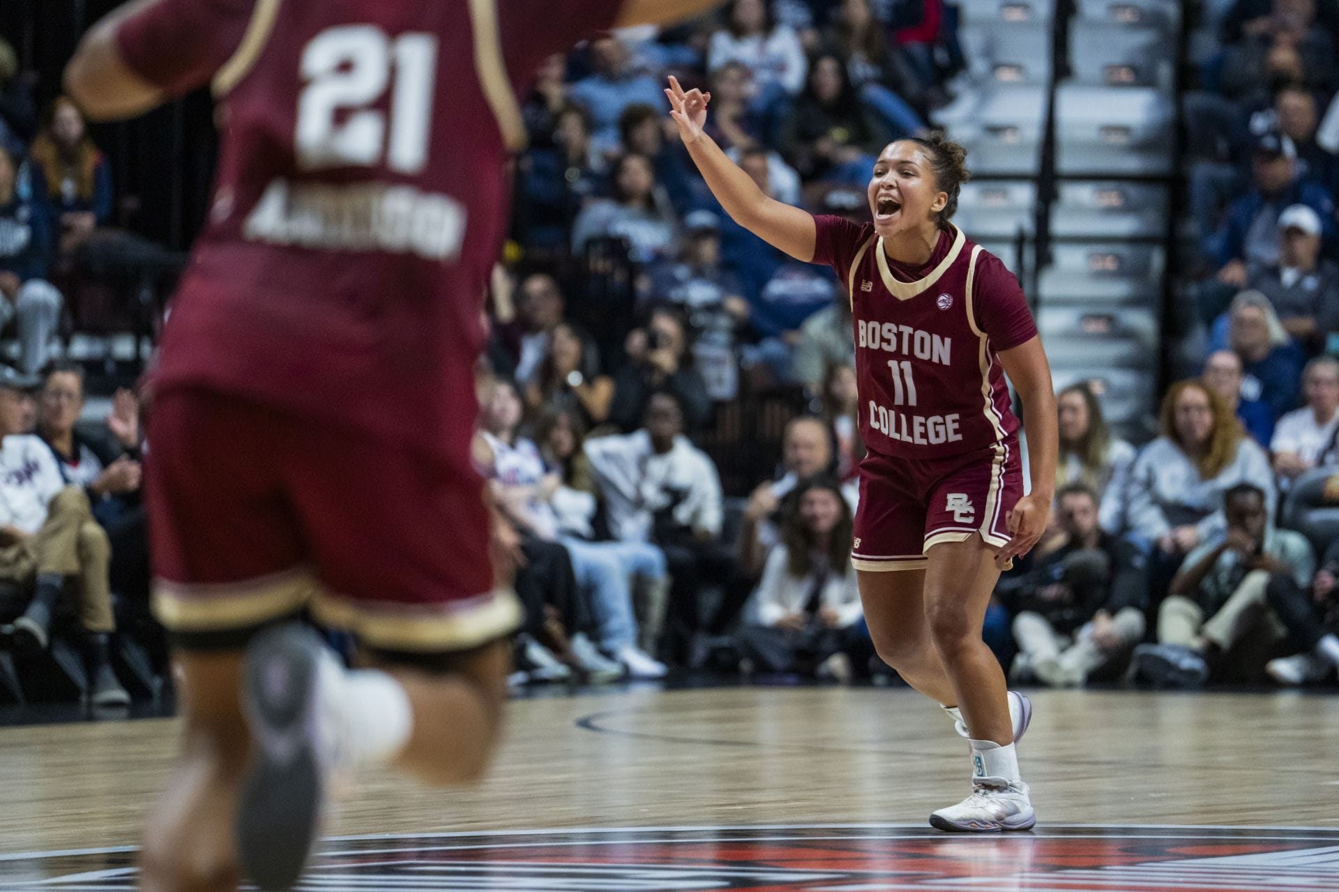 Boston College hooper Kaia Henderson & BF Sonny Styles flash big smiles in snug selfie after Commanders take him No. 7