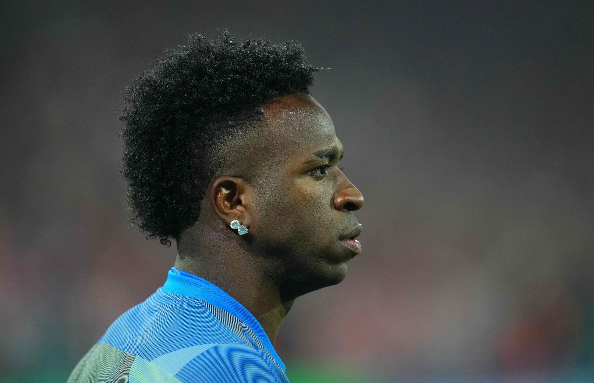 “What do you want? Shut your mouth!” - Vinicius Jr allegedly screams at Real Madrid superstar in heated row during Champions League exit to Bayern