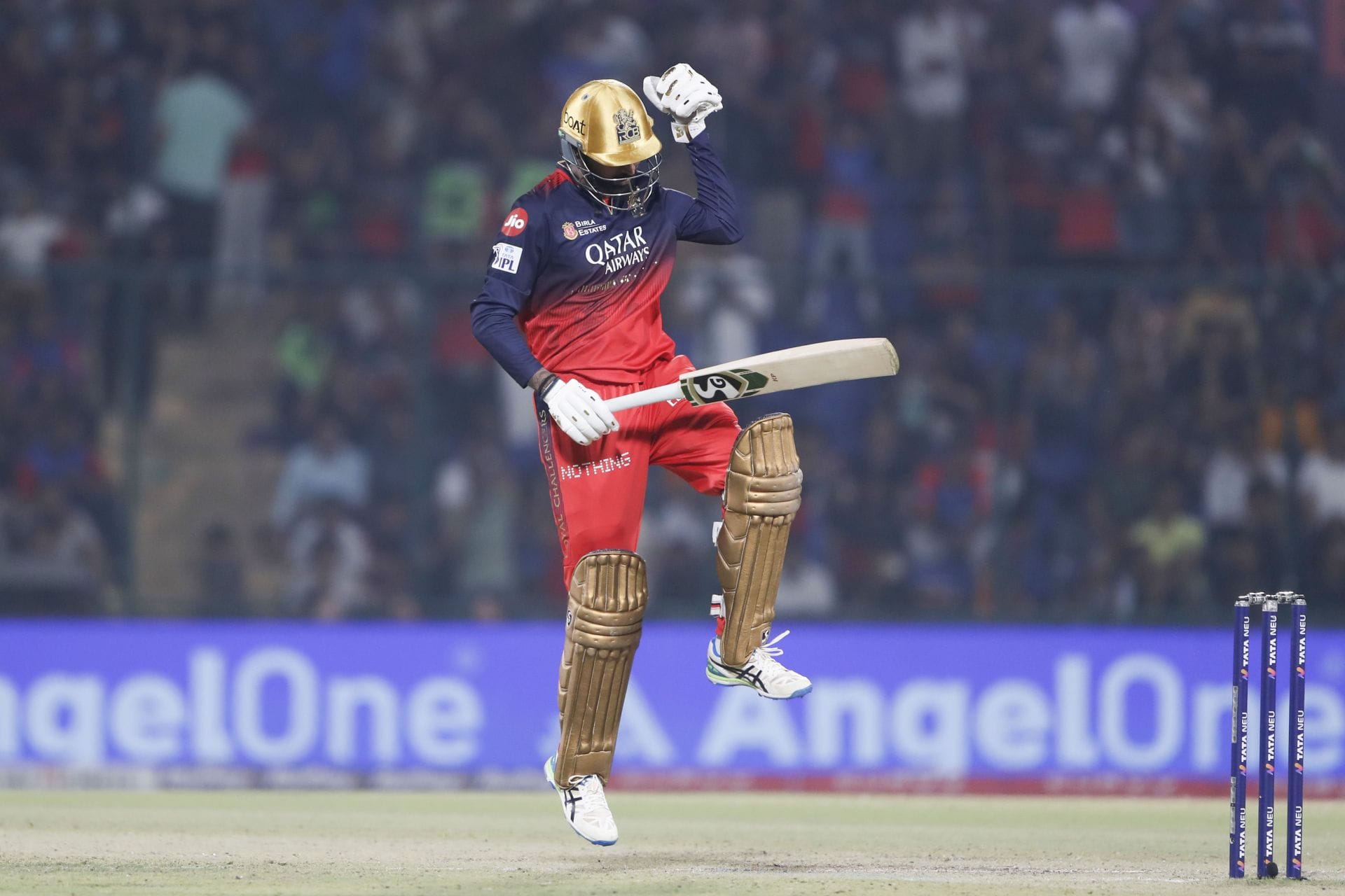 Krunal Pandya gets involved in a suicidal run out after huge mix-up with Jitesh Sharma in RCB vs DC IPL 2026 match