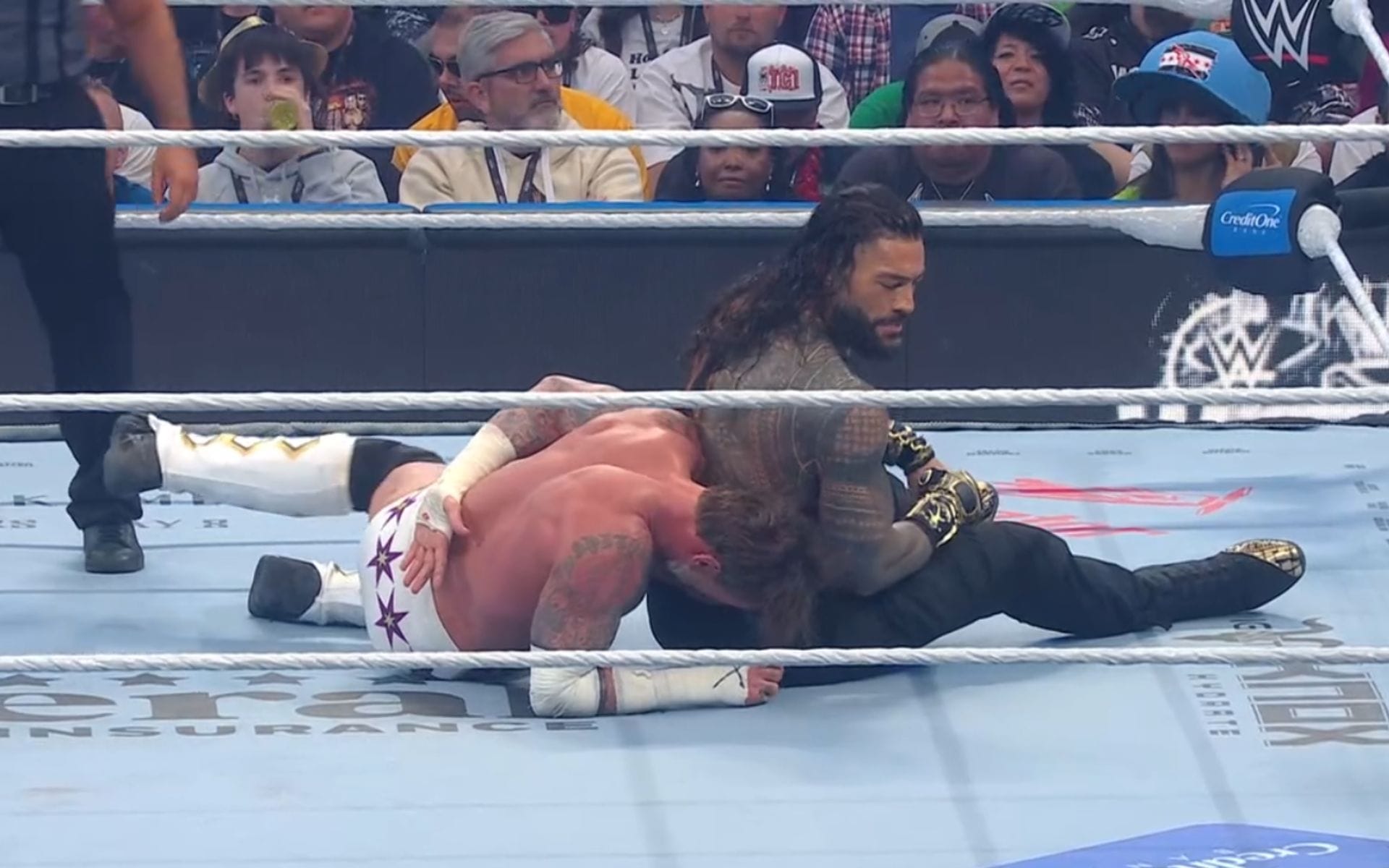 [WATCH] What Roman Reigns told CM Punk in huge mid-match trash talking moment