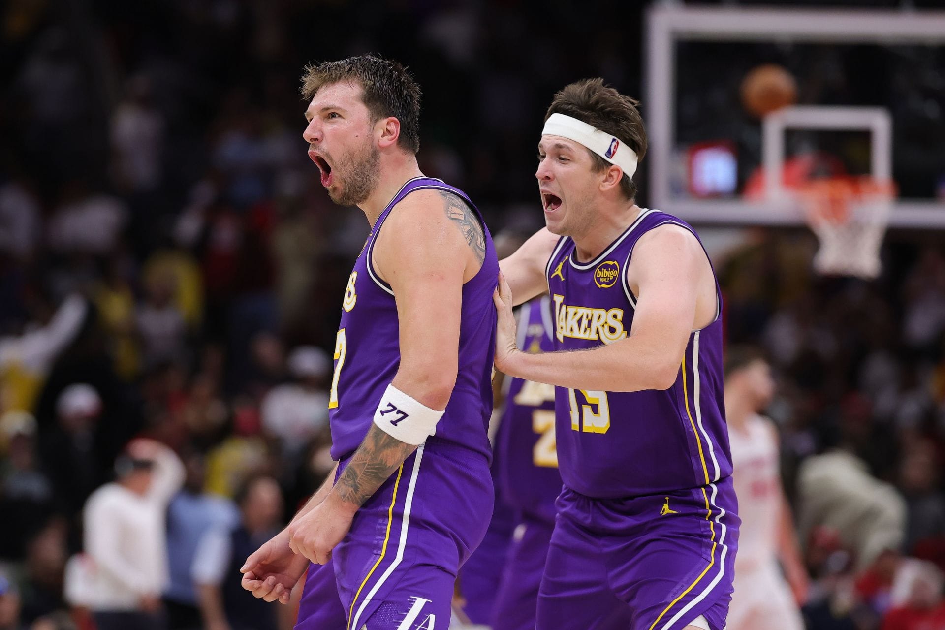 "LA officially cursed", "JJ Redick is Tom Thibedou 2.0" - Lakers Fans in Shambles As Austin Reaves Joins Luka Doncic on Playoff Injury List
