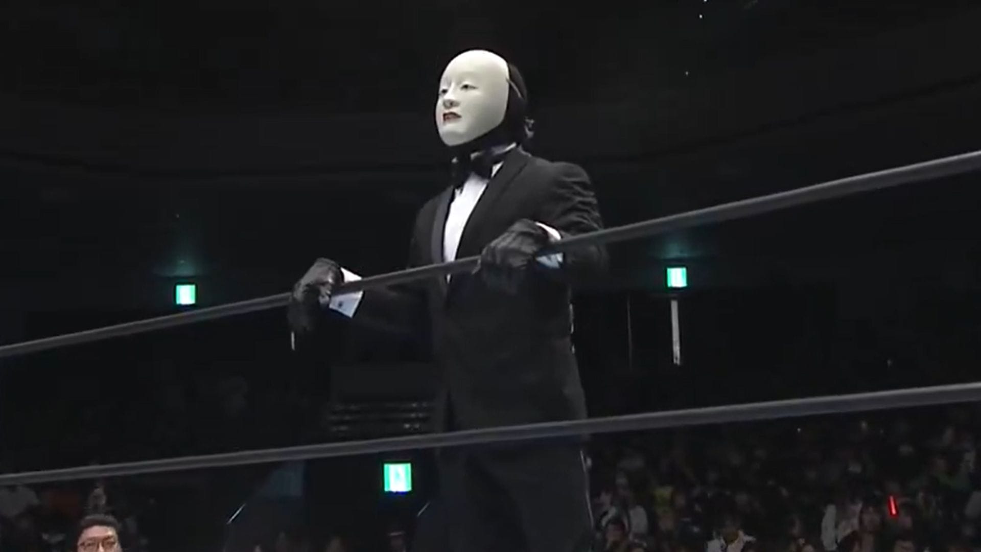 WATCH: Mysterious Masked Man Shows Up During Major AEW Star’s Match Outside The Company