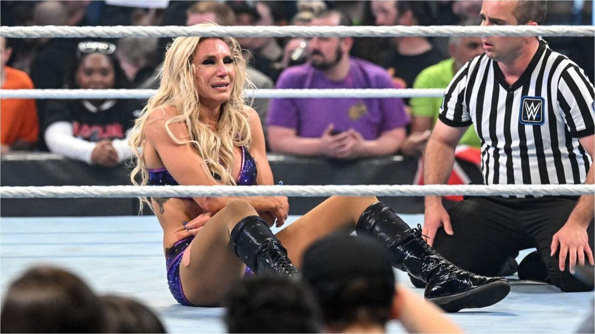Major upset takes place on RAW; Charlotte Flair pinned after former WWE champion crosses the line