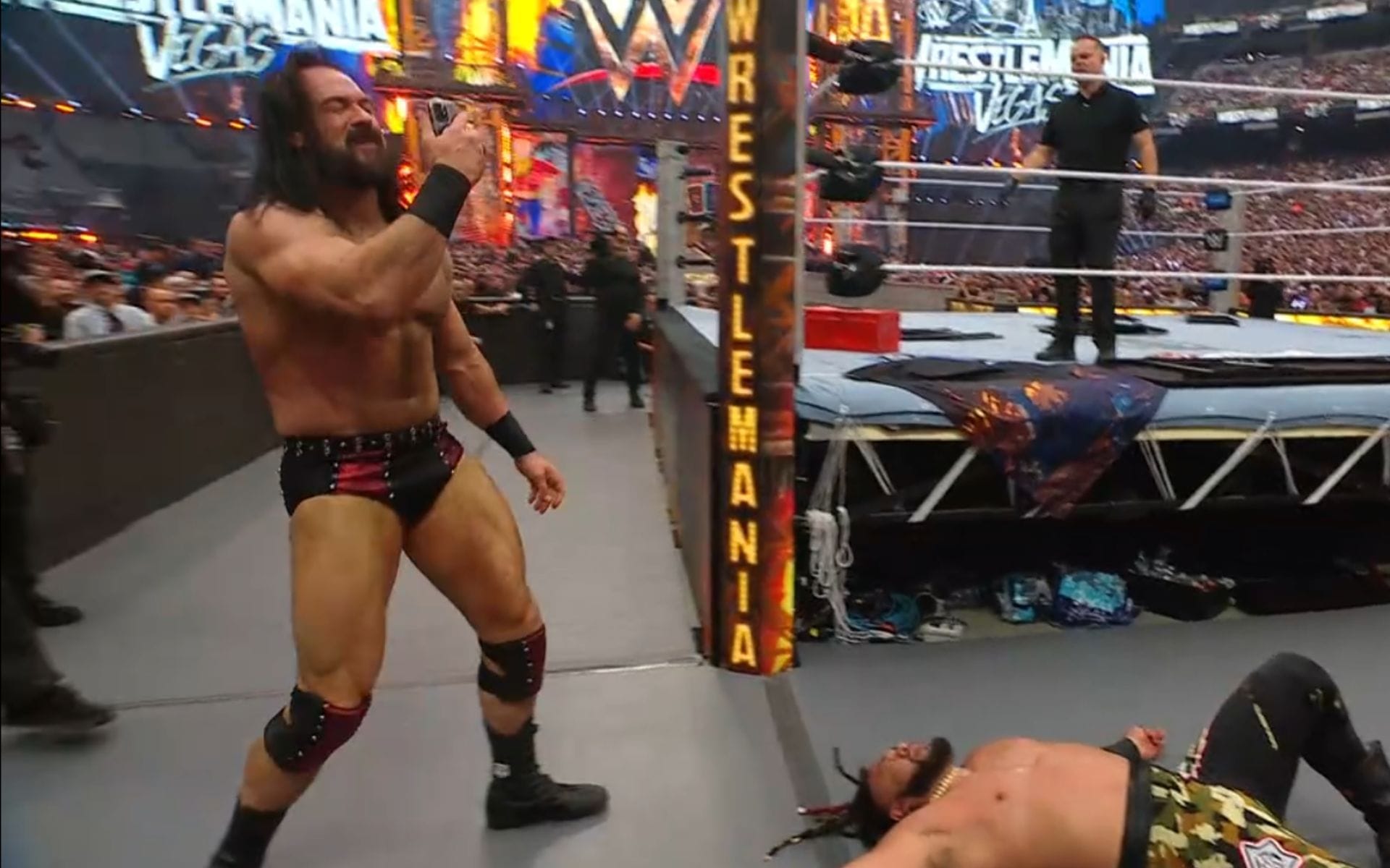 Drew McIntyre's epic mid-match tweet from WrestleMania 42 revealed; it's different this year