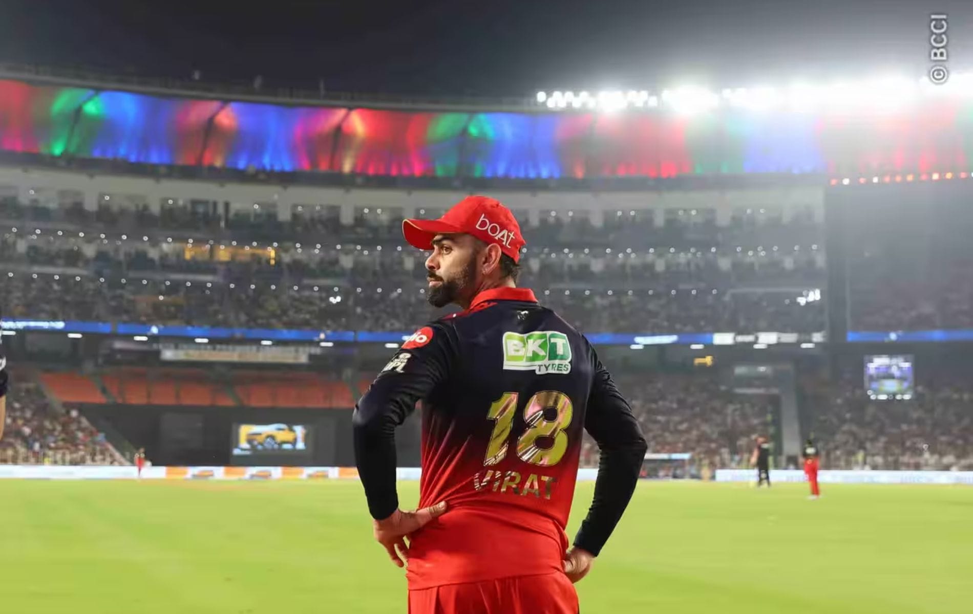 GT vs RCB Highlights, IPL 2026: 3 moments that generated a buzz among fans in Match 42 ft. Virat Kohli