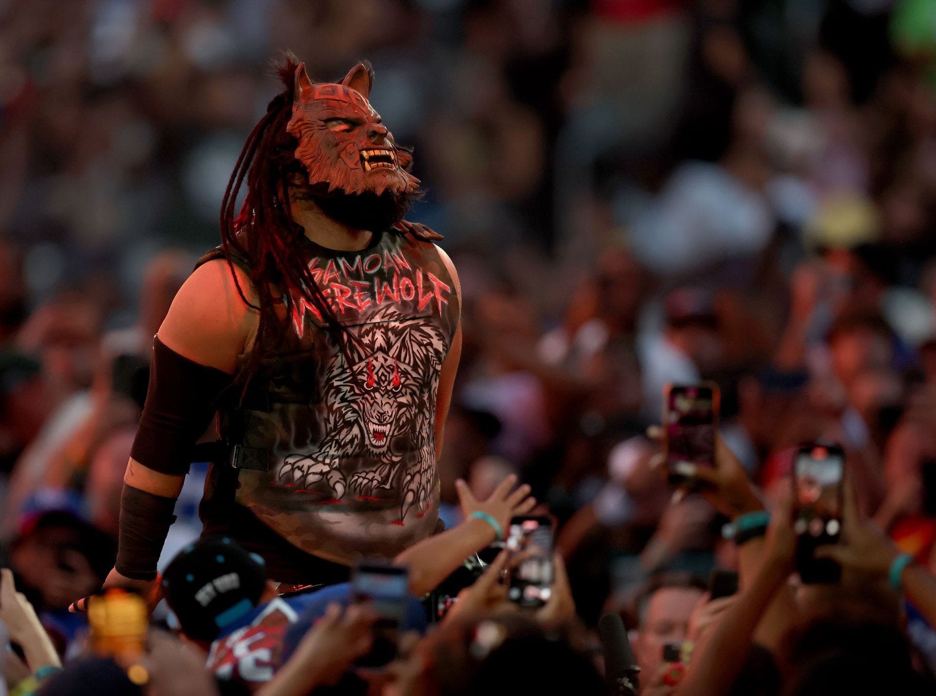 Jacob Fatu reacts to WWE's newest star making his debut