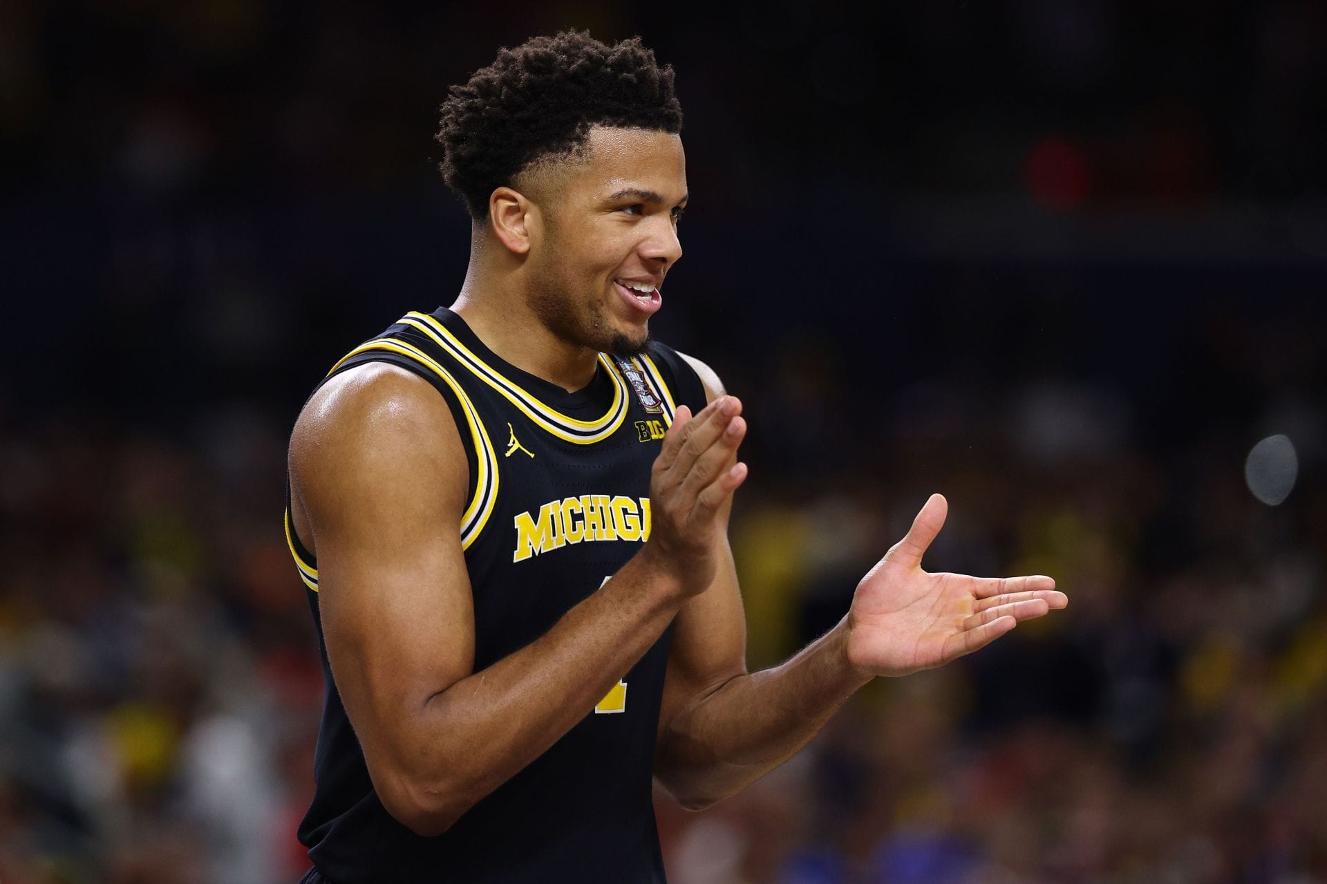 “Nobody cares about this cheating a** athletic department”: College hoops fans react as Trey McKenney signs to return to Michigan