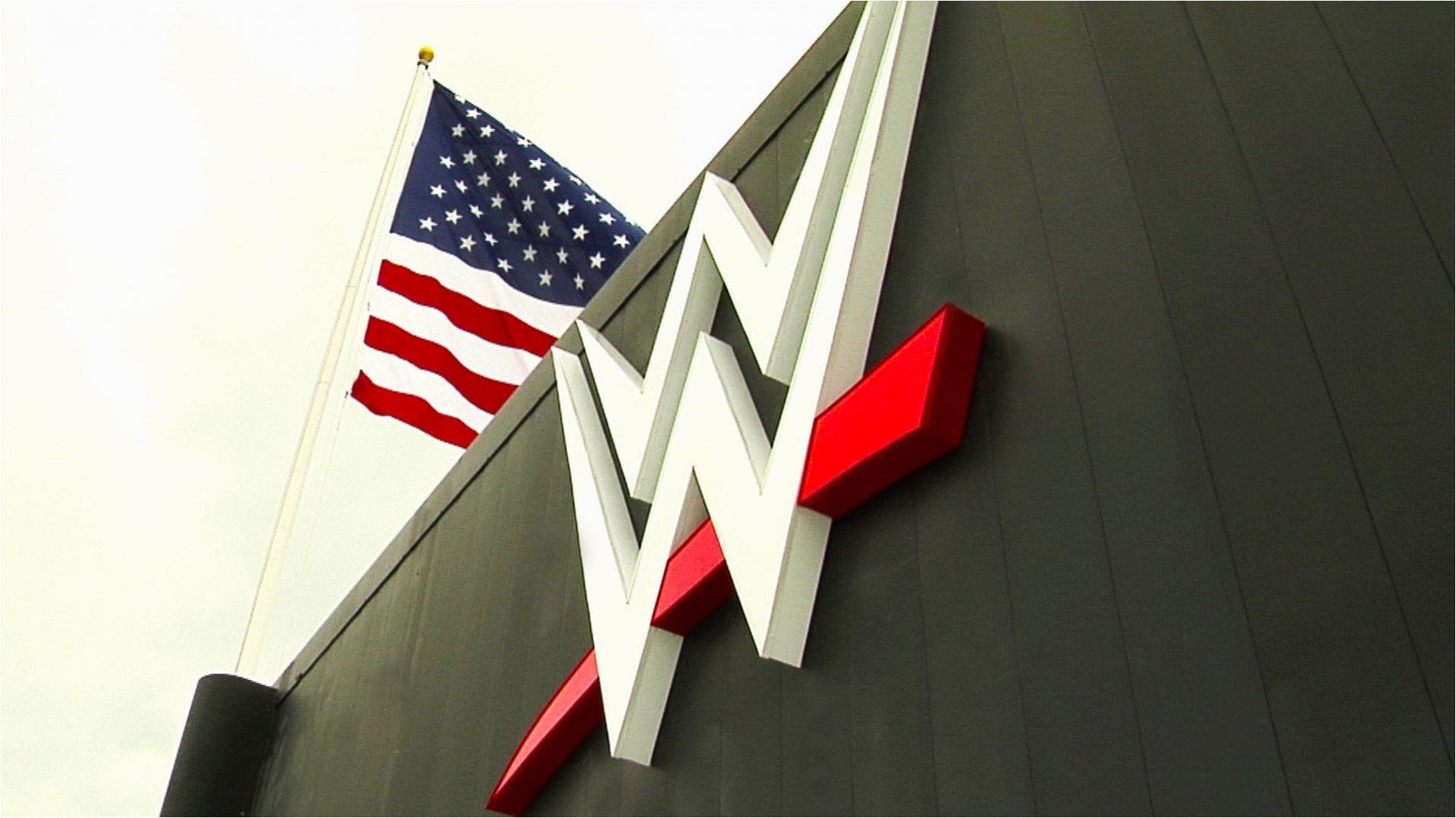 A WWE veteran received a special surprise ahead of WrestleMania