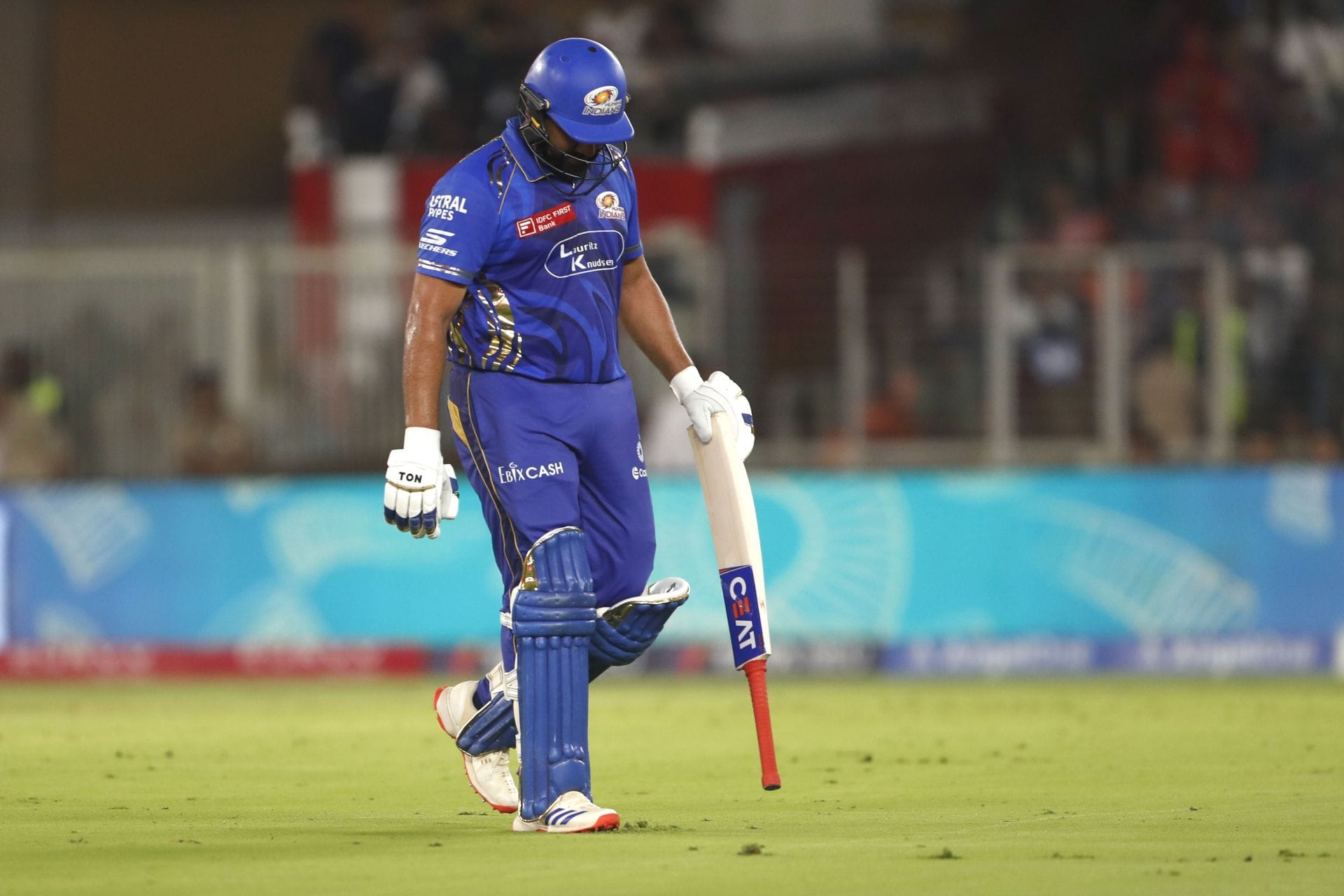 Rohit Sharma burns review after getting trapped plumb lbw for 5 off 6 in RR vs MI IPL 2026 match
