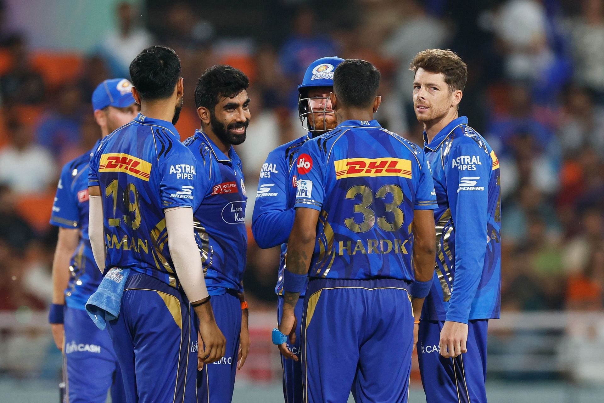 “Choose one between Santner and Ghazanfar” - Zaheer Khan on MI playing 11 vs GT in IPL 2026 match