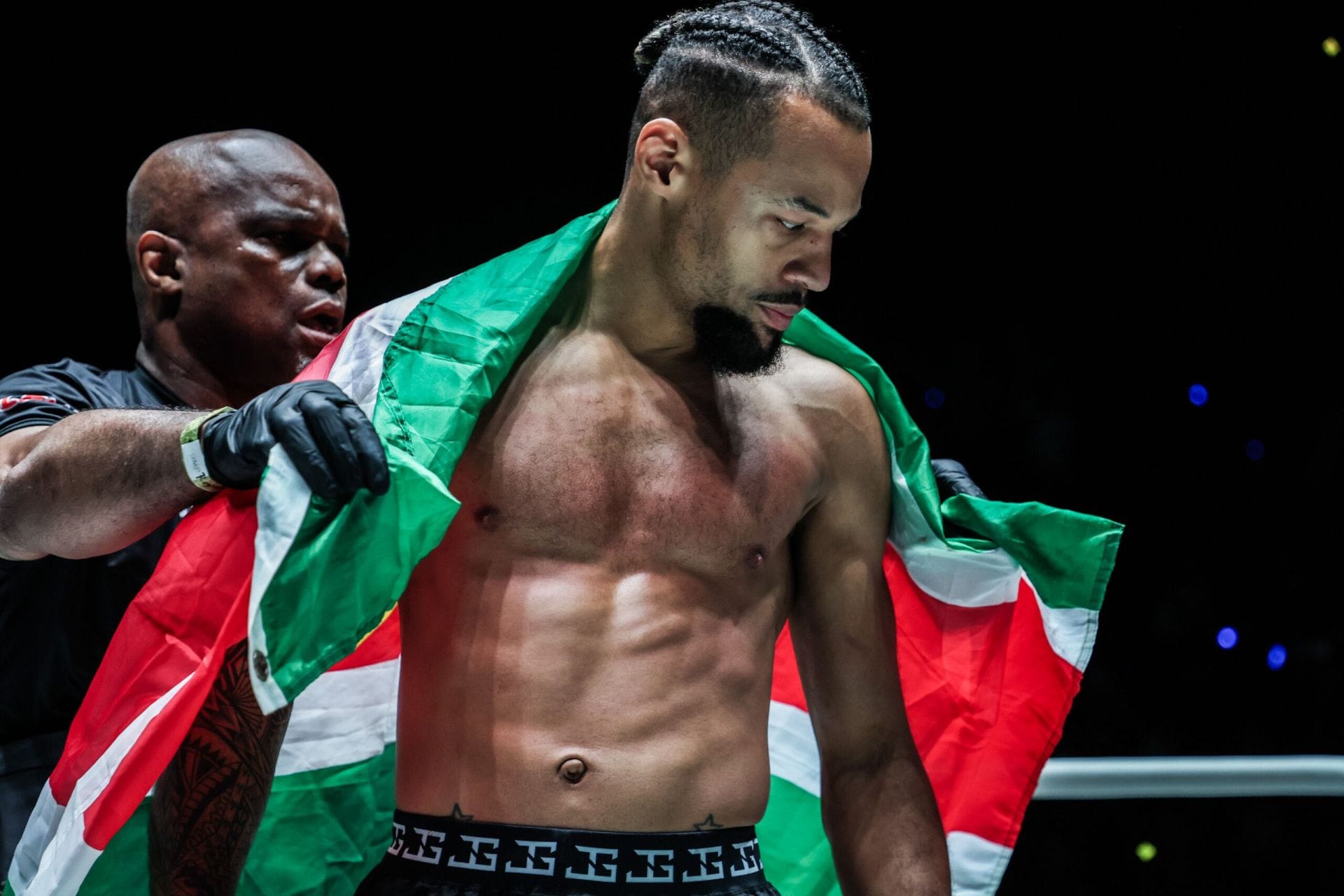 “A very technical but also hard fight” - Regian Eersel plans to counter Legatron's dangerous offense