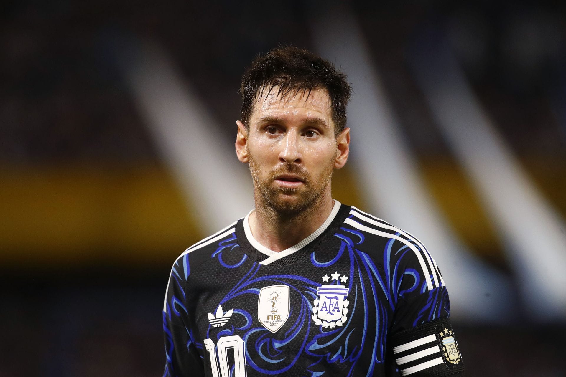 “If he’s next to you, you have to pass him the ball” - 21-year-old Argentina star highlights experience of playing with Lionel Messi