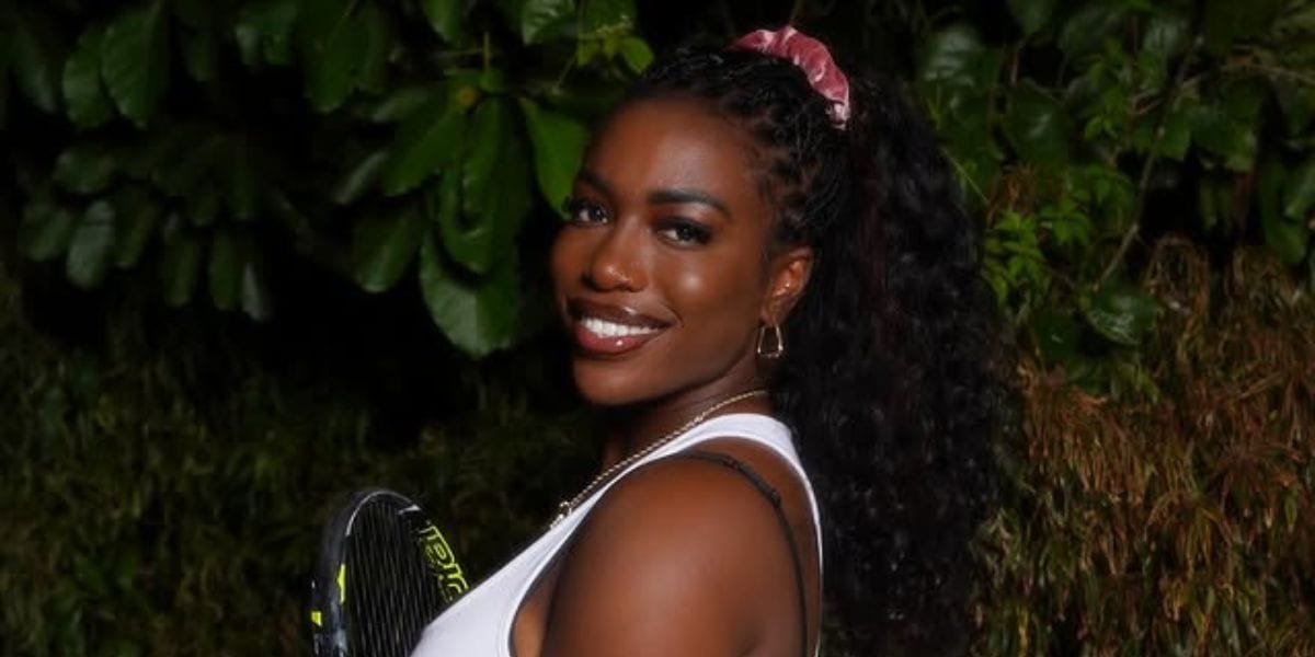 PICTURE: Sachia Vickery shows off printed bikini look in relaxed poolside setting