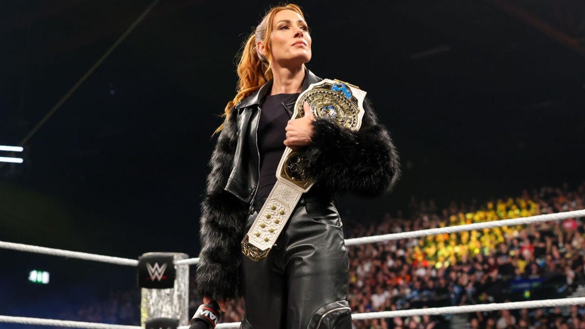 Becky Lynch makes announcement before WWE RAW