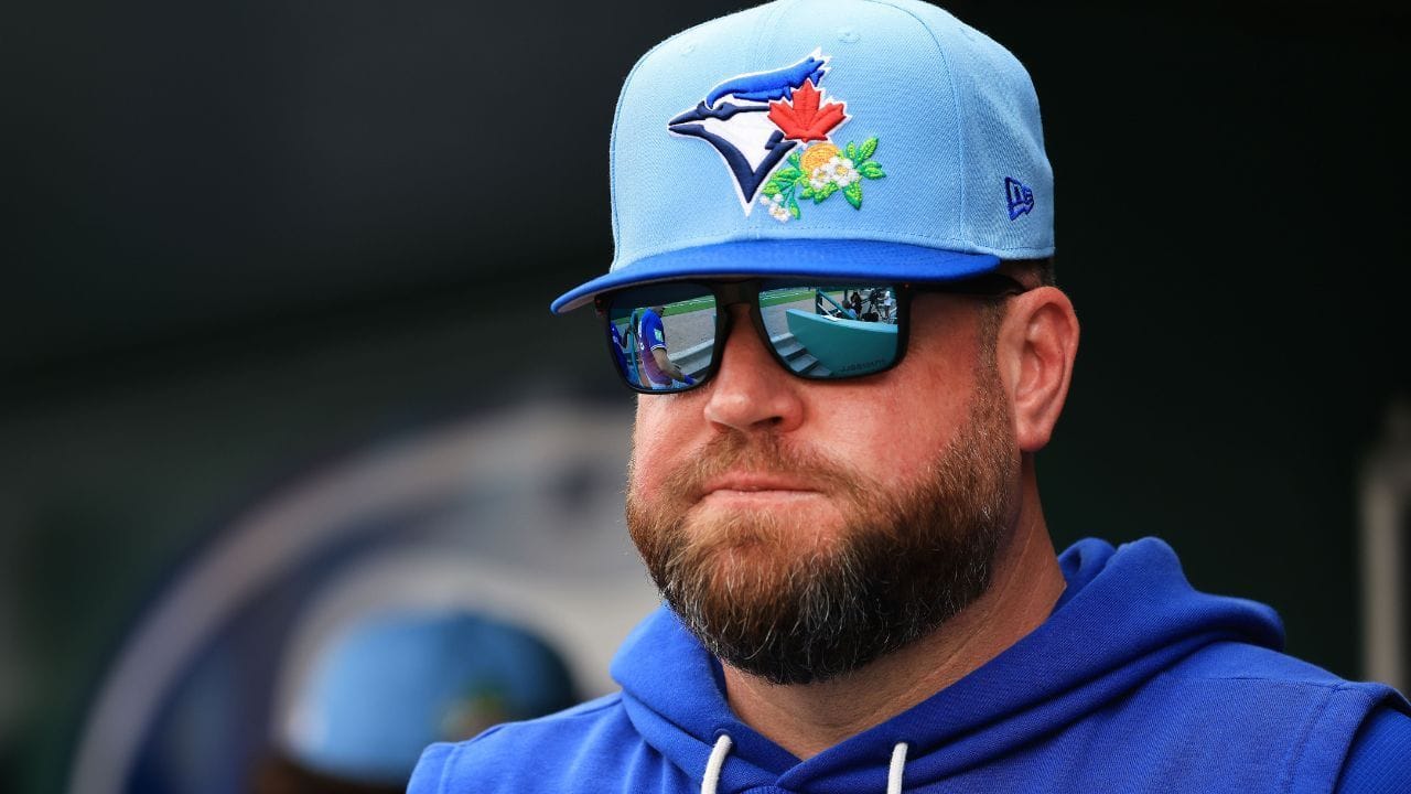 "Fire John Schneider"; "Needs to be suspended" - Fans slam Blue Jays skipper following ejection over Kevin Gausman balk controversy