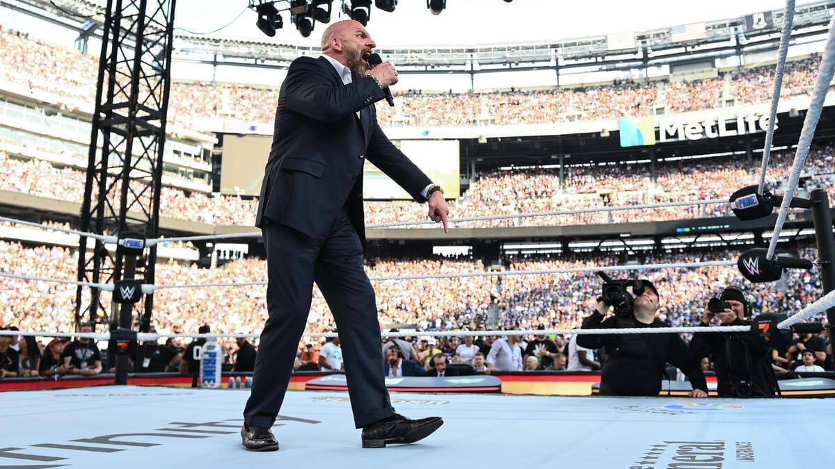 Triple H might be forced to change WrestleMania title match on WWE SmackDown