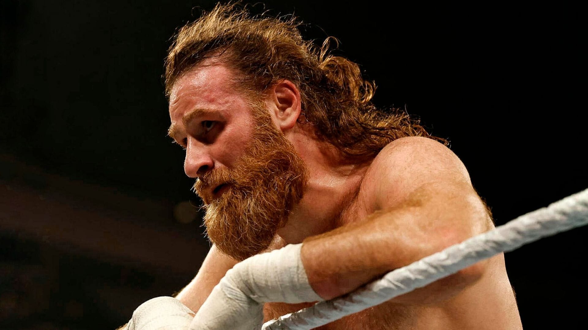 5 WWE stars who need a new character