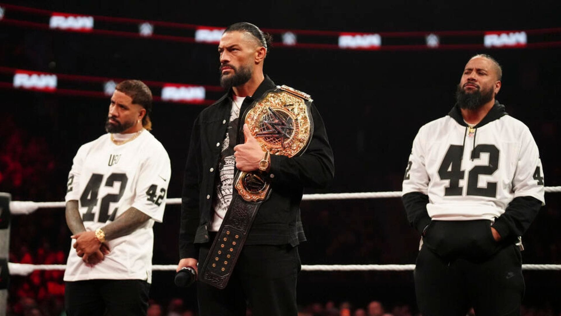 Roman Reigns gets challenged to SummerSlam match by surprising star