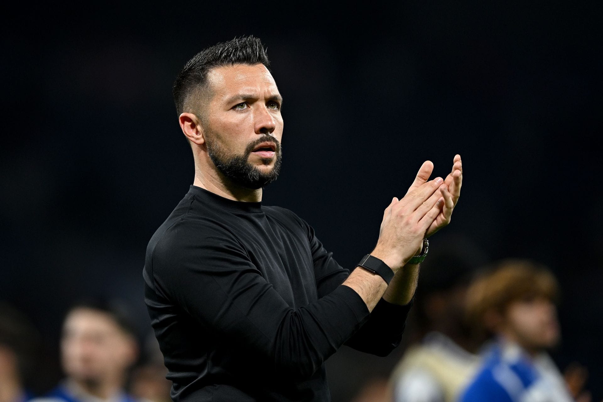 Porto head coach Francesco Farioli issues strong response amid rumors linking him with Chelsea 