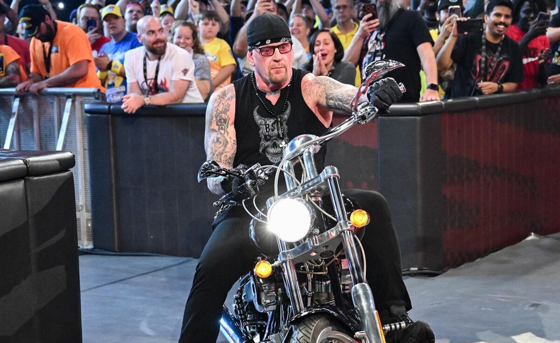 5 Reasons why the Undertaker should replace Triple H as the head of WWE Creative