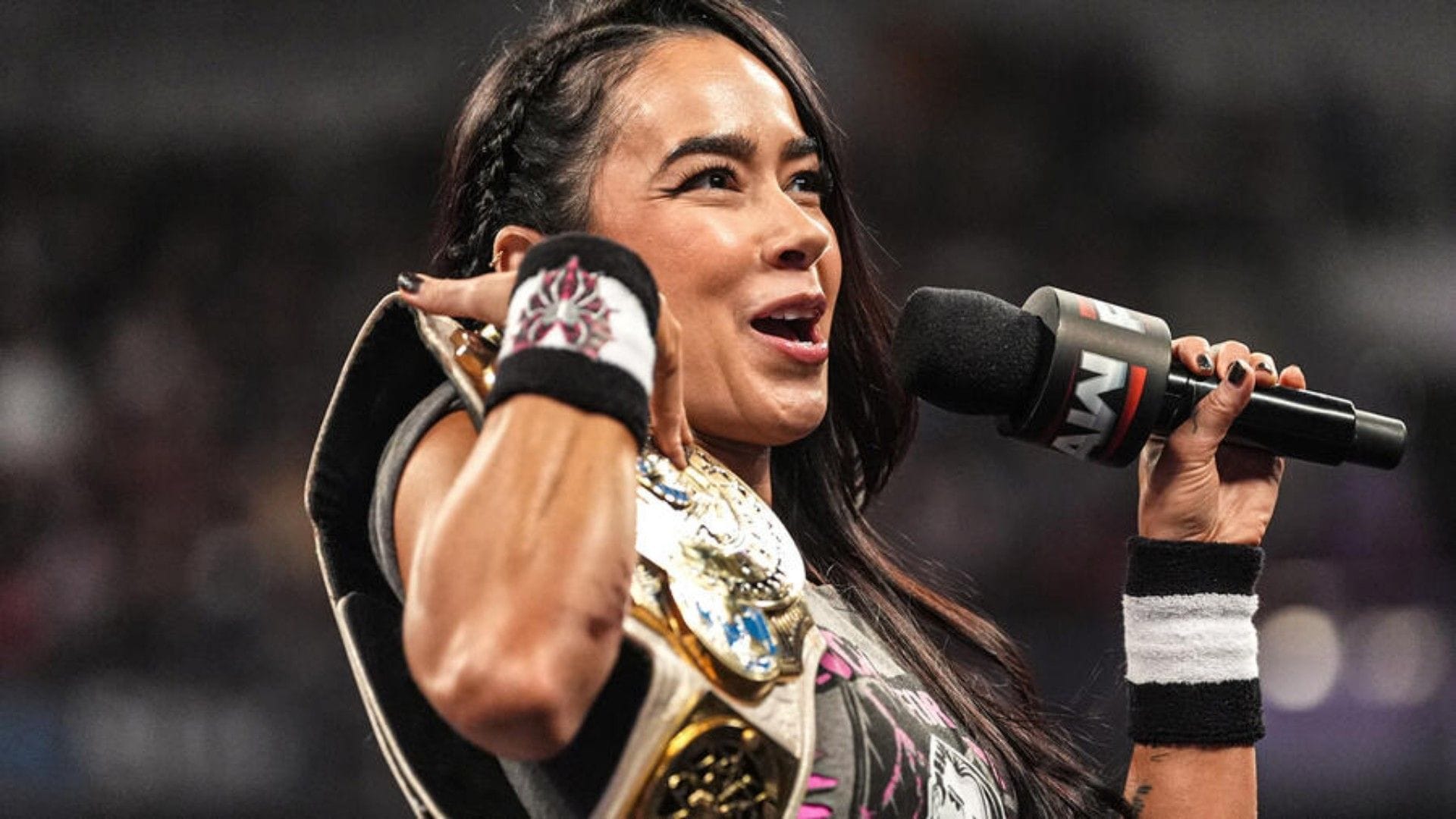 AJ Lee admits being a ‘fangirl’ of three top female stars