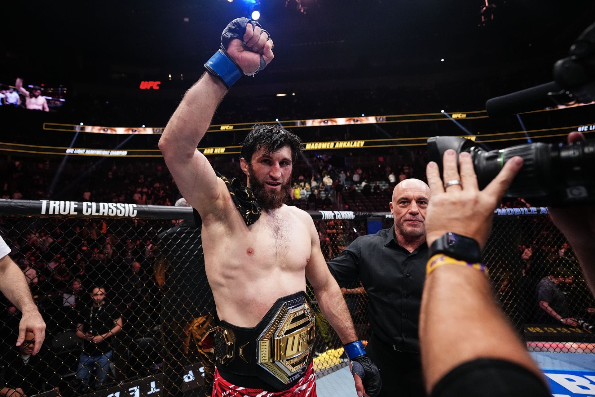 Magomed Ankalaev slams Jiri Prochazka after UFC 327 performance: "Never talk about me”