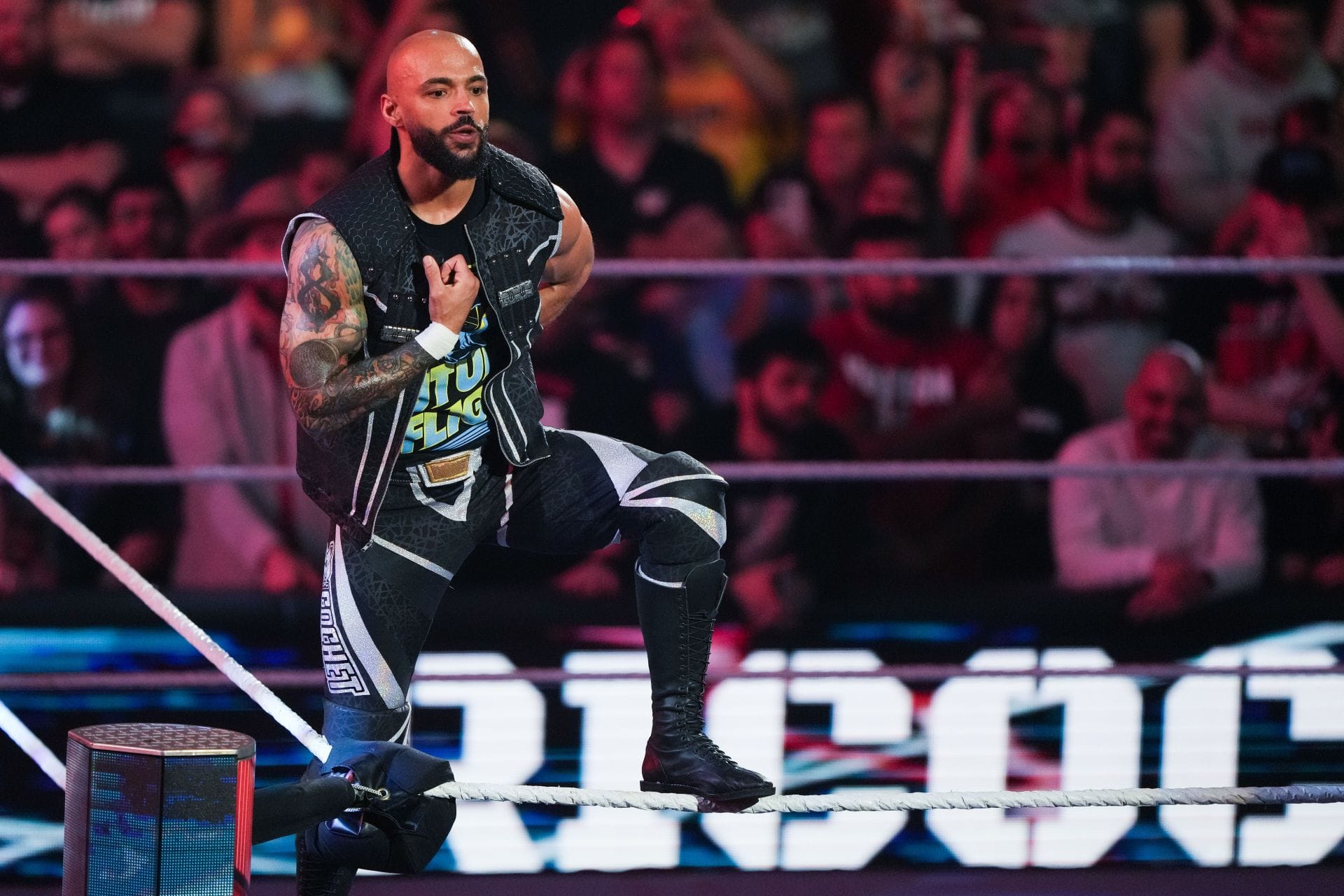 Rising star who recently wrestled on SmackDown pulled from scheduled match against AEW star Ricochet