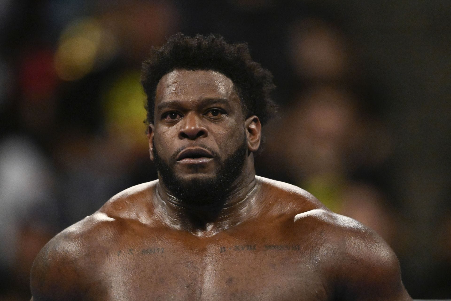 WATCH: WWE star Royce Keys shuts down fan for bothering him in public during WrestleMania 42 week