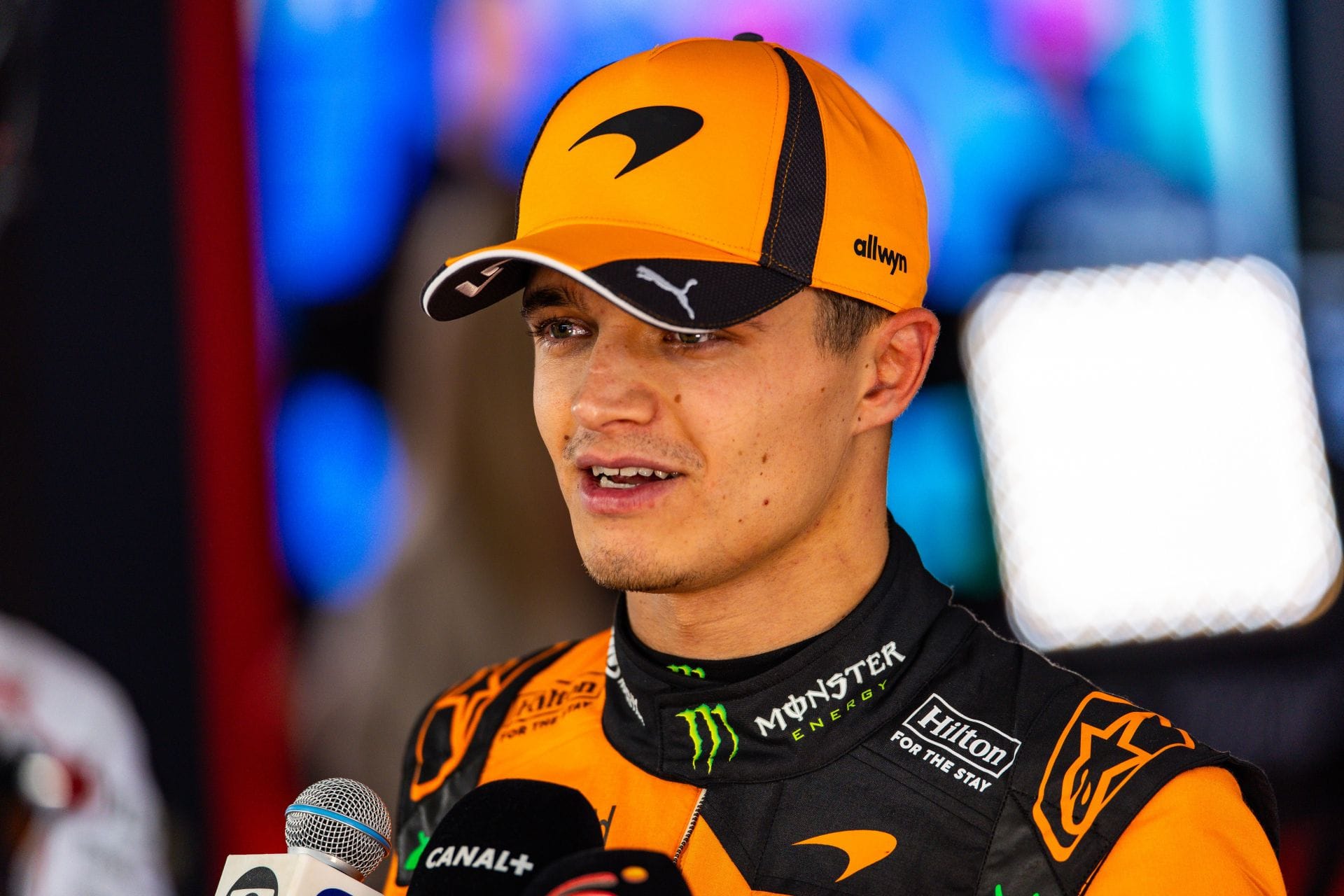 Fans left shell-shocked as Lando Norris' awkward interview exchange exposes the controlled nature of F1 interviews