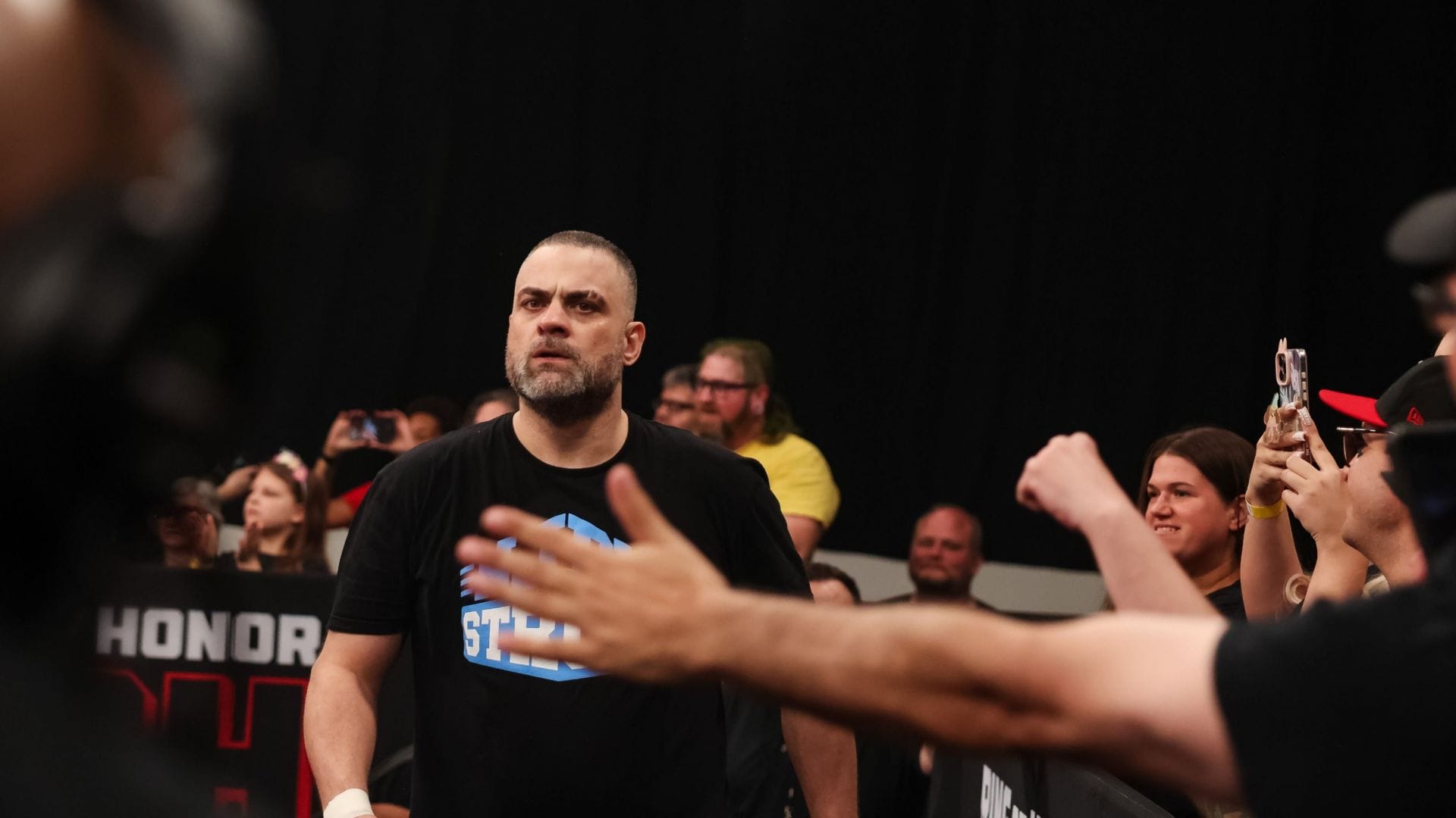 AEW star Eddie Kingston issues clarification after suddenly sending out explicit tweet