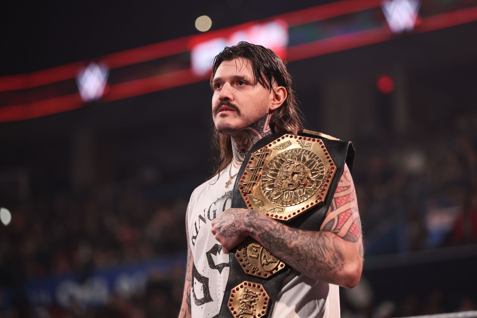 Fans crash out at WWE star Dominik Mysterio after a real-life incident