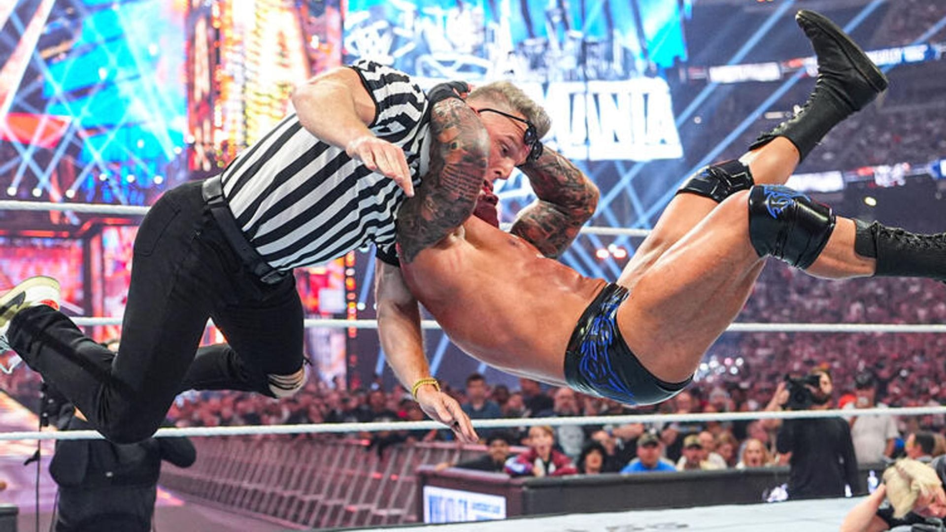 6 Things WWE subtly told us on Night 1 of WrestleMania 42