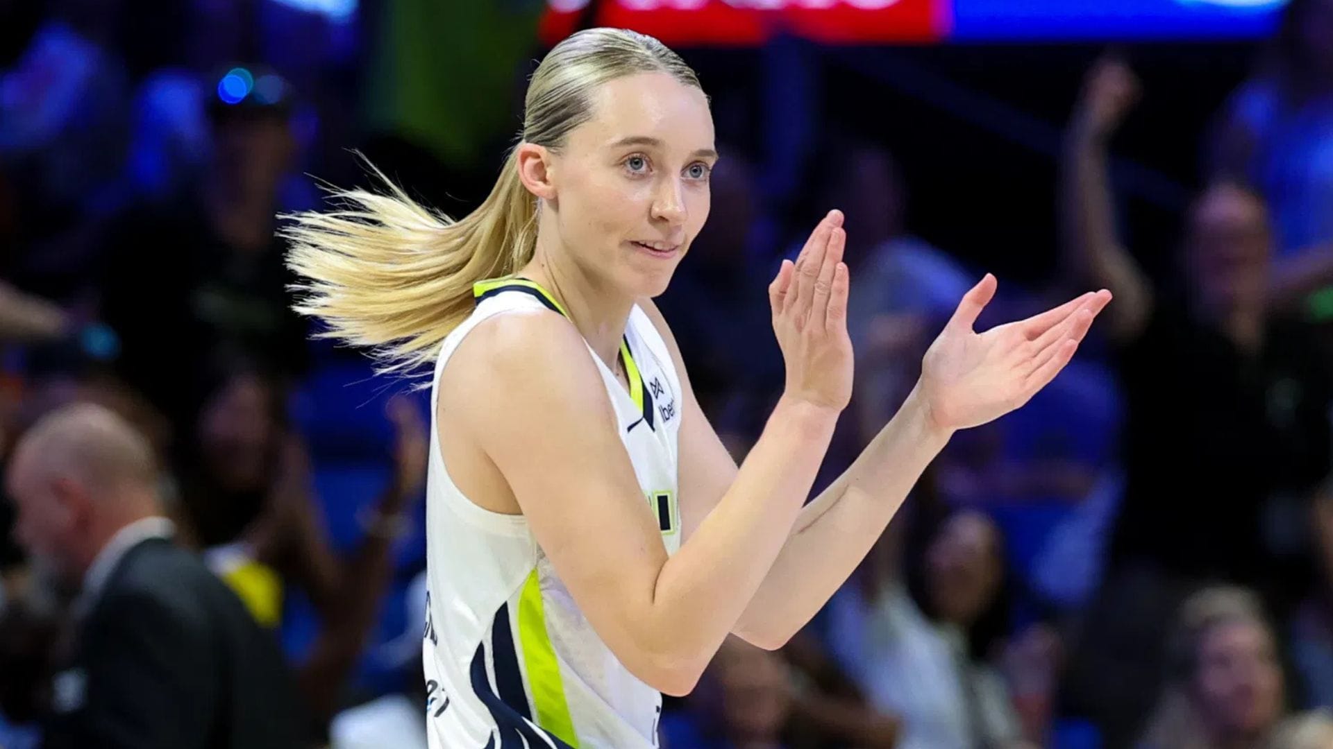 "I can't believe this is my life": Wings superstar Paige Bueckers celebrates Alanna Smith signing while on vacation