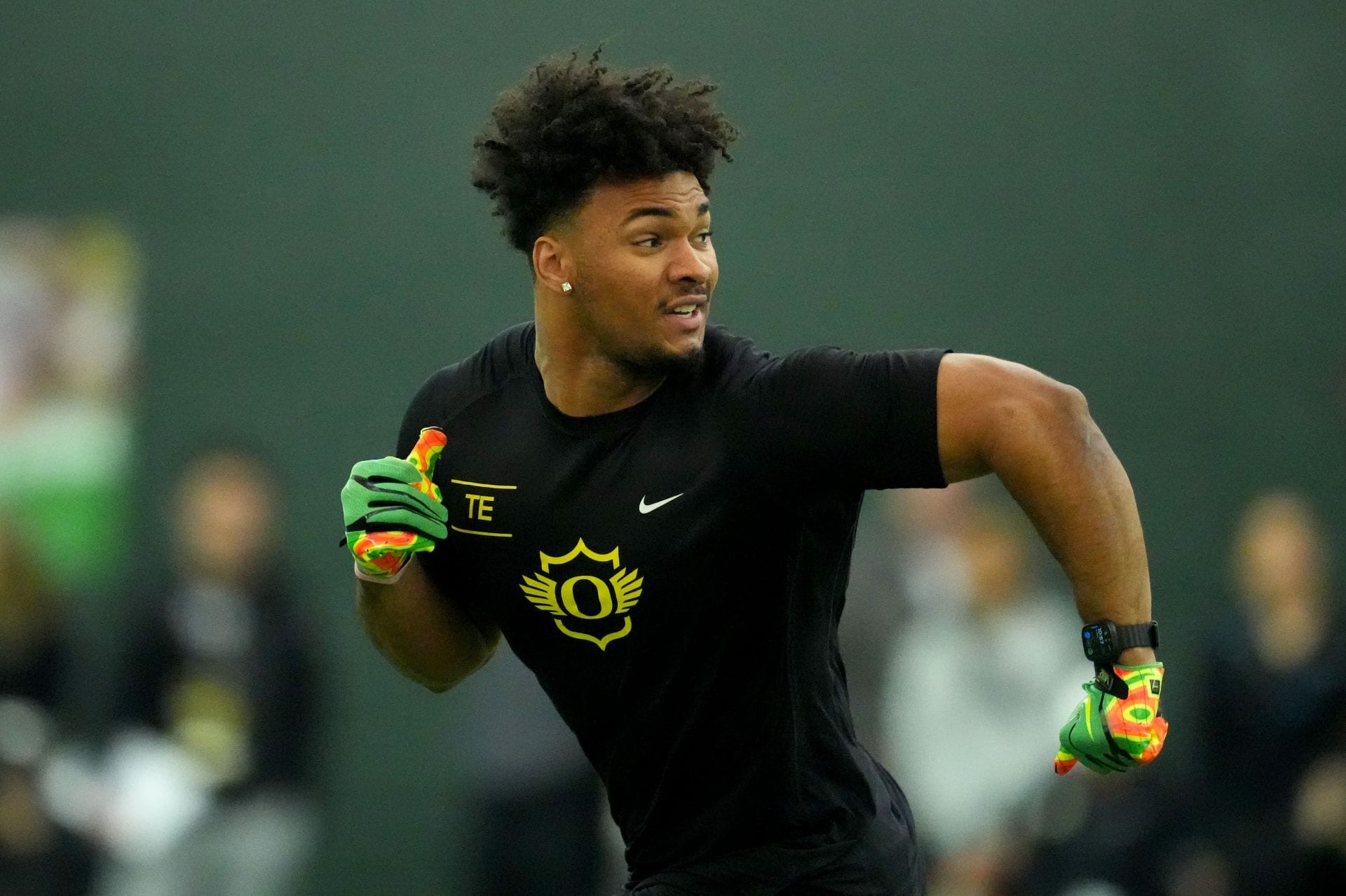 "There goes Harold Fannin fantasy value": NFL fans react to Cleveland Browns hosting Oregon's star TE ahead of 2026 draft