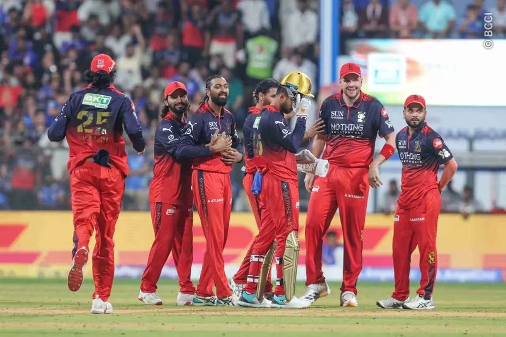 "No one will give him the Player of the Match" - Aakash Chopra lauds RCB bowler's spell in IPL 2026 win vs MI
