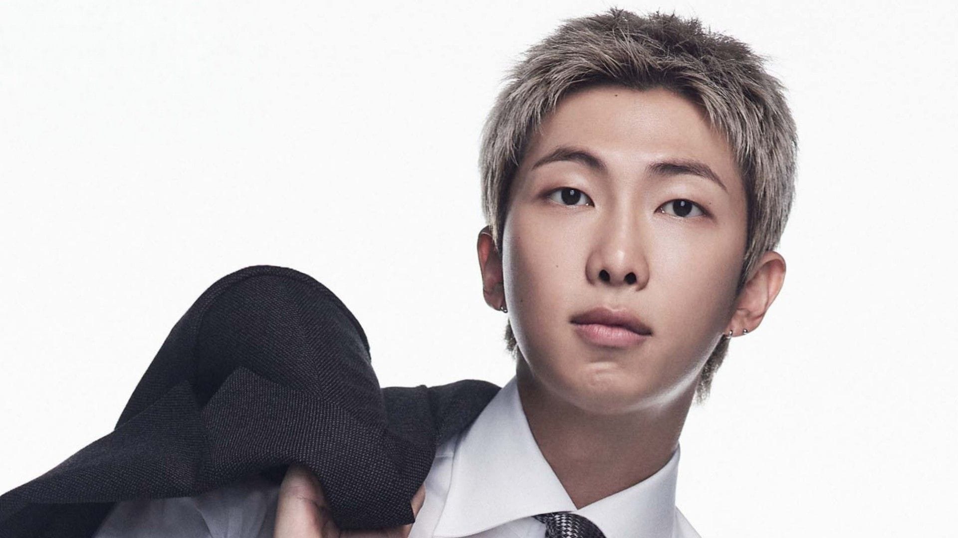"Why make such a big deal" - Fans defend RM as BIGHIT MUSIC draws criticism for its vague statement on Japan smoking controversy
