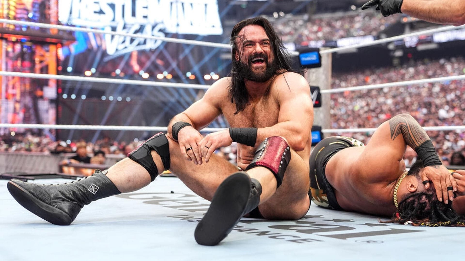 Drew McIntyre sends important PSA to fans following WrestleMania