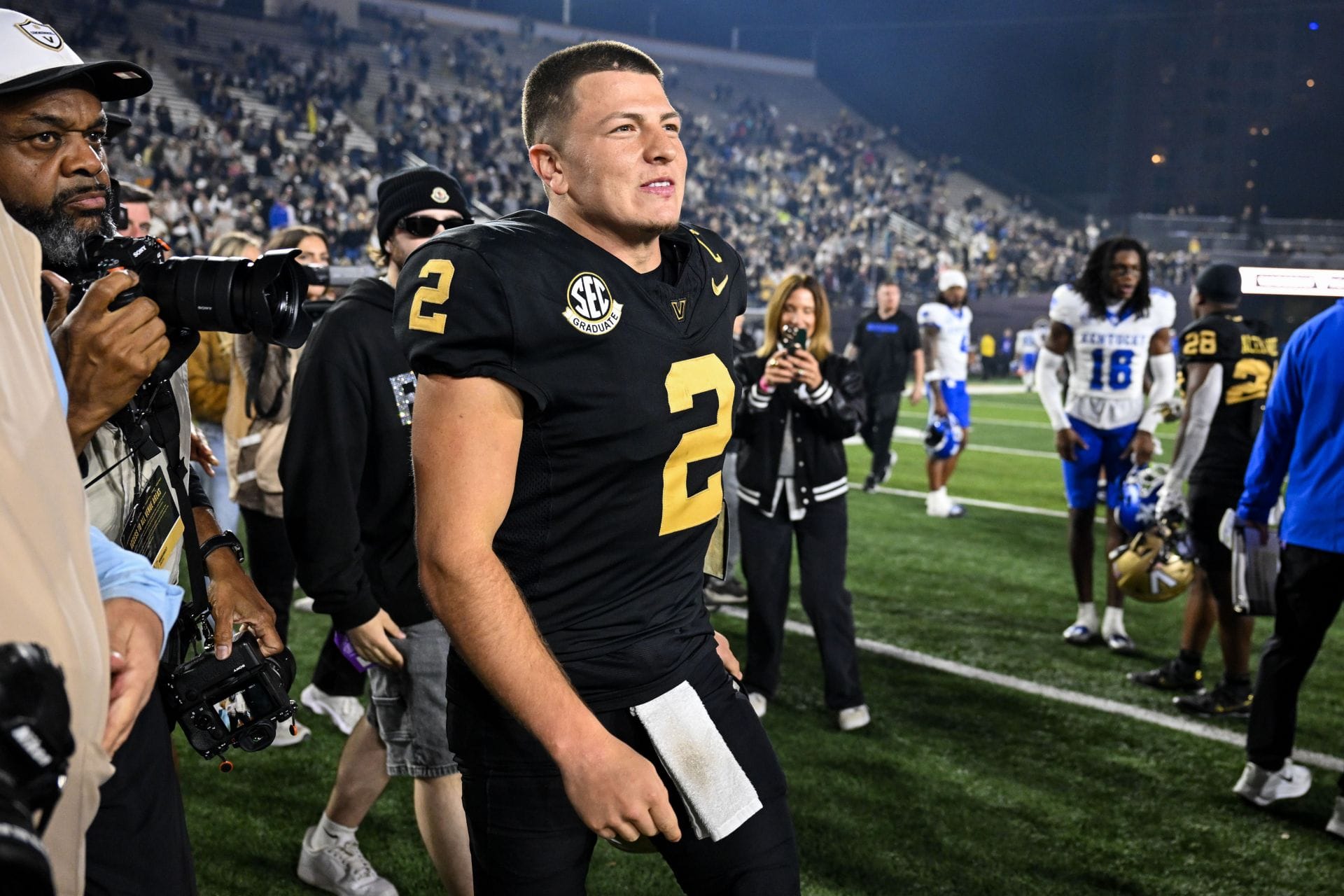 "Stop the stupidity": Jonathan Taylor's agent claims to be representing Diego Pavia despite Vanderbilt QB's claim to enter 2026 draft without an agent
