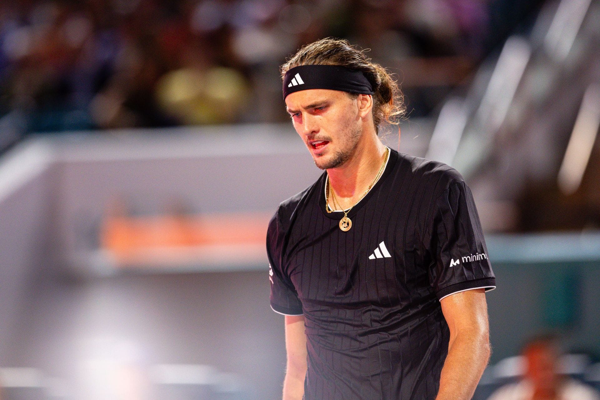 "Alexander Zverev is never going to win a Grand Slam" - Fans react after German suffers brutal loss to Flavio Cobolli for 6th straight SF exit