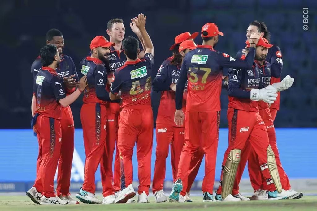 "He is playing, but he isn't scoring runs" - Aakash Chopra on star RCB player ahead of IPL 2026 clash vs GT