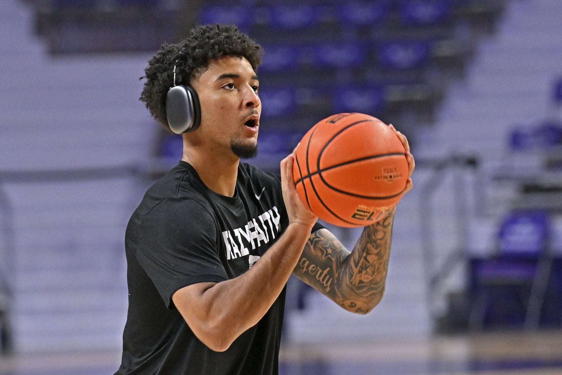 “Absolute loser,” “Hate it for Will Wade”: College hoops fans react as PJ Haggerty commits to Bucky McMillan’s Texas A&M