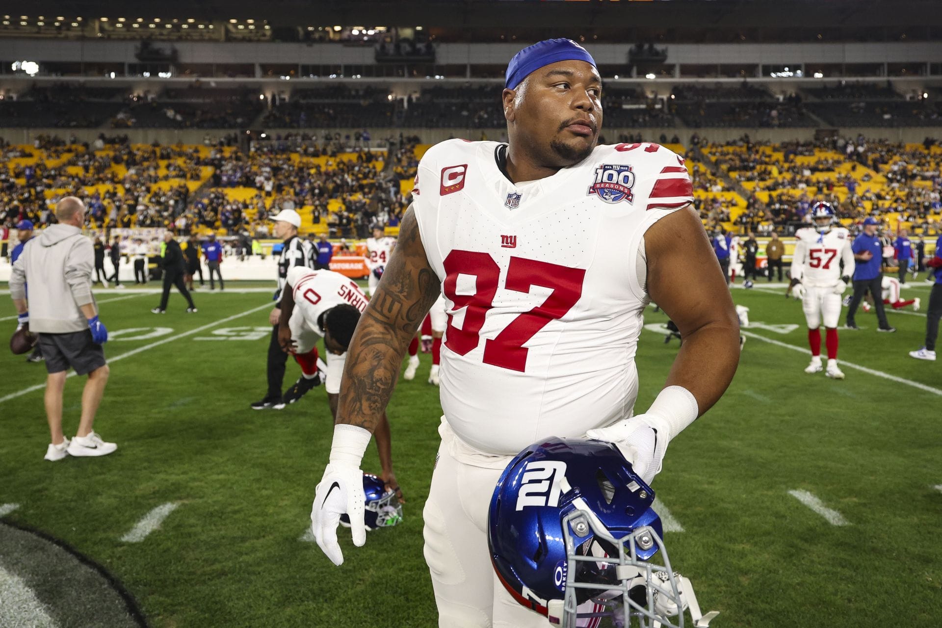 "This is why Bears are not getting him" "Hard pass": NFL fans react as Giants set asking price for Dexter Lawrence amid trade buzz