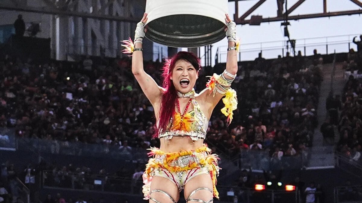 Iyo Sky's real-life partner set for WWE name change - Reports
