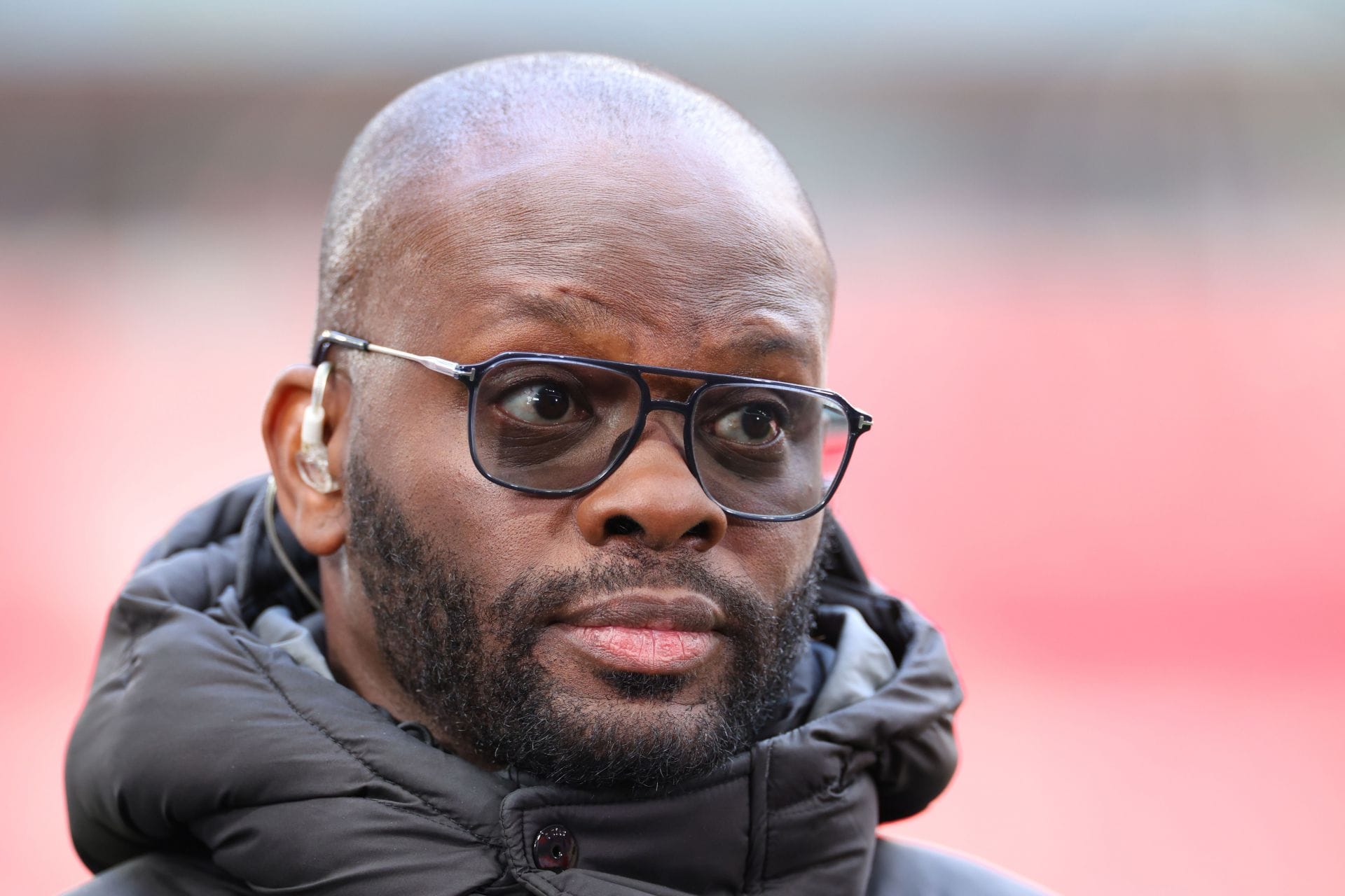 “I understand that’s a derby but no” - Ex-Manchester United star Louis Saha suggests Leeds goal should have not counted as he highlights ‘fault’