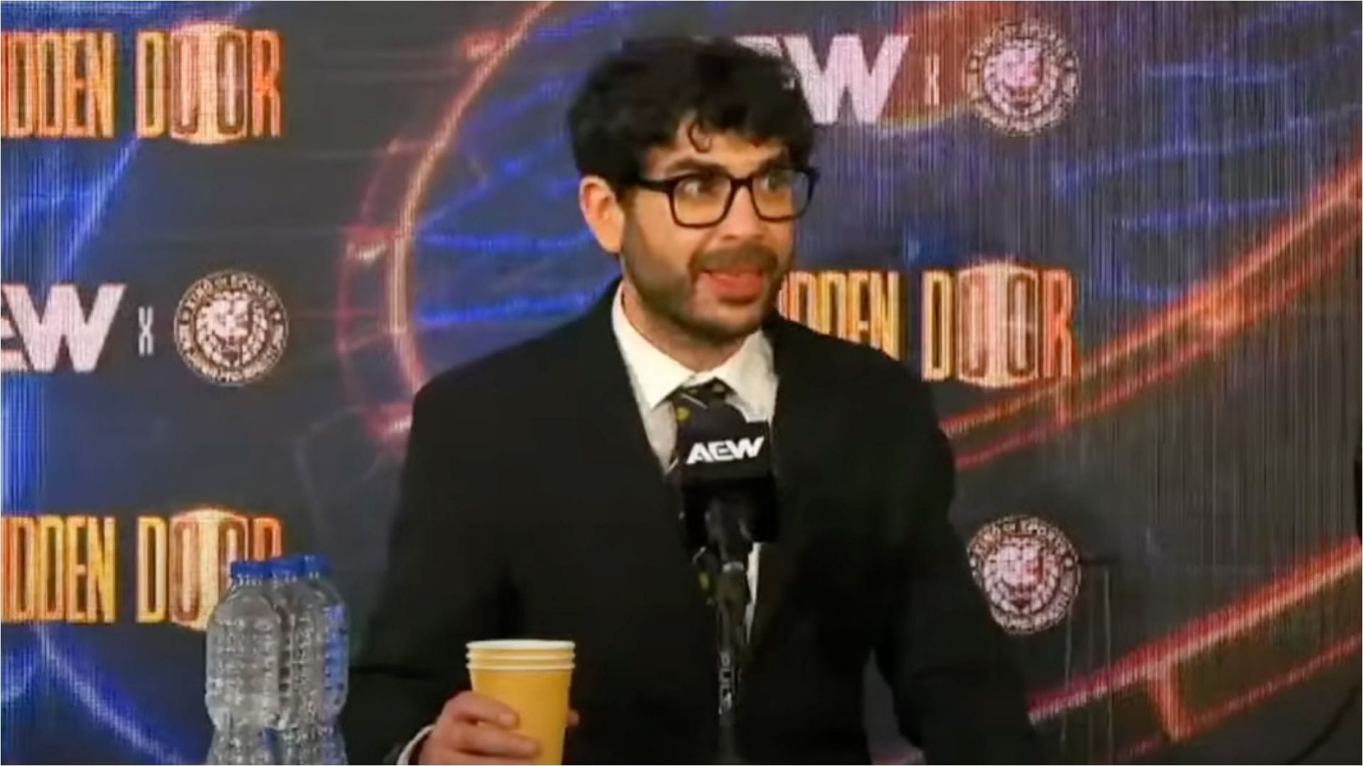 Tony Khan urged to sign WWE veteran who recently left the company after 25 years