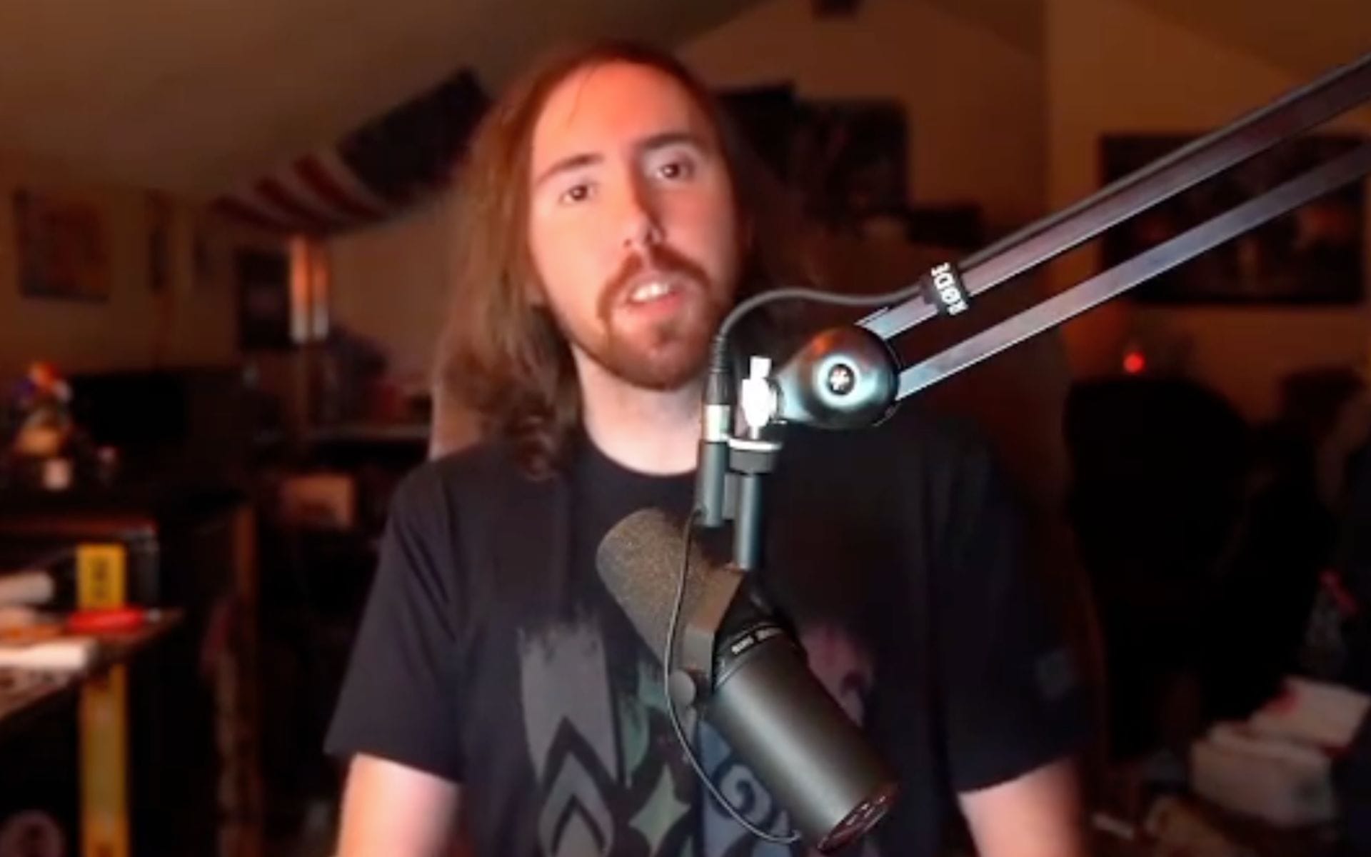 "Being transgender is not the same as being a biological female": Asmongold shares his opinion on transgender individuals