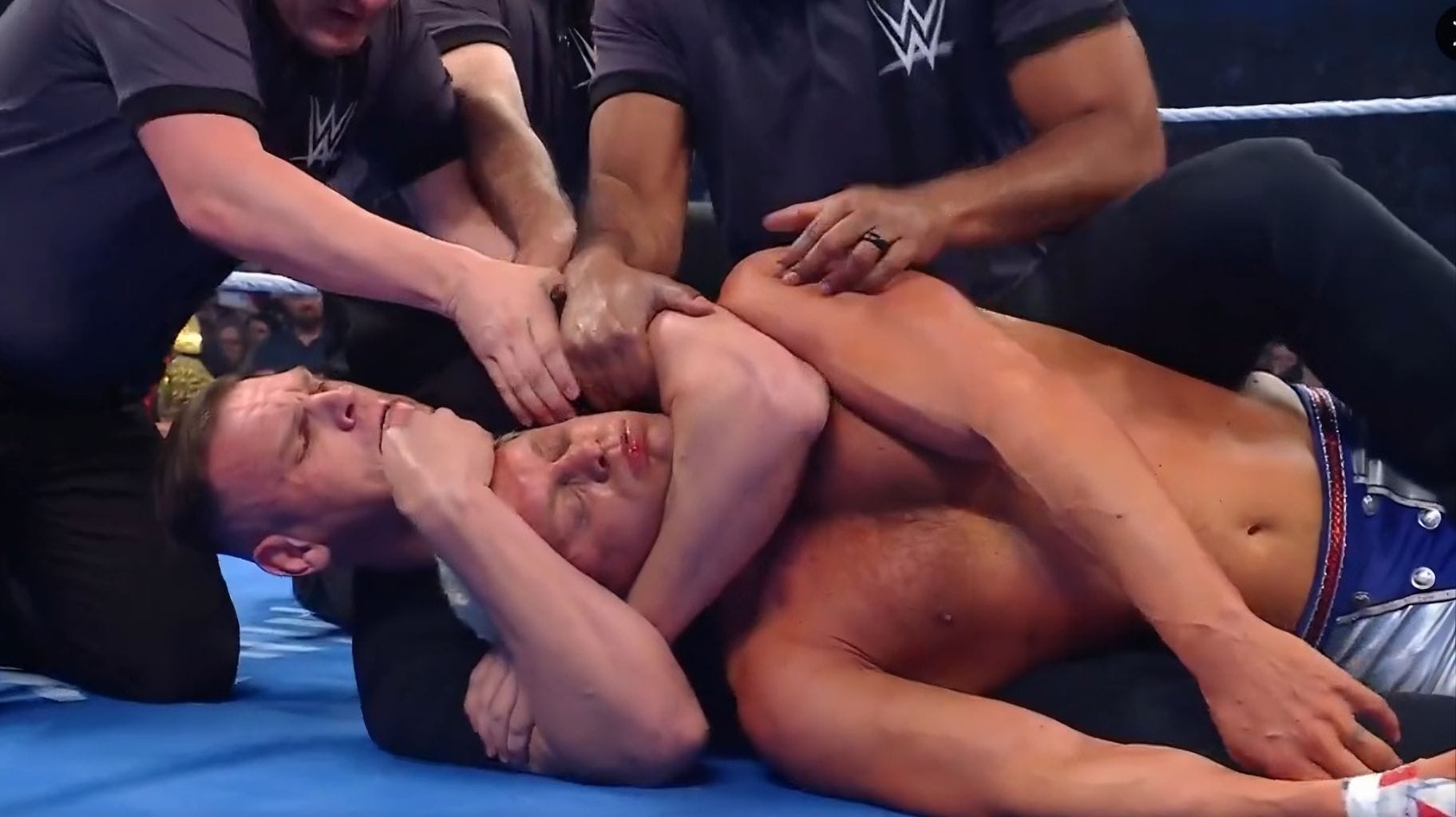 3 Reasons WWE Hall of Famer is responsible for Gunther’s attack on Cody Rhodes