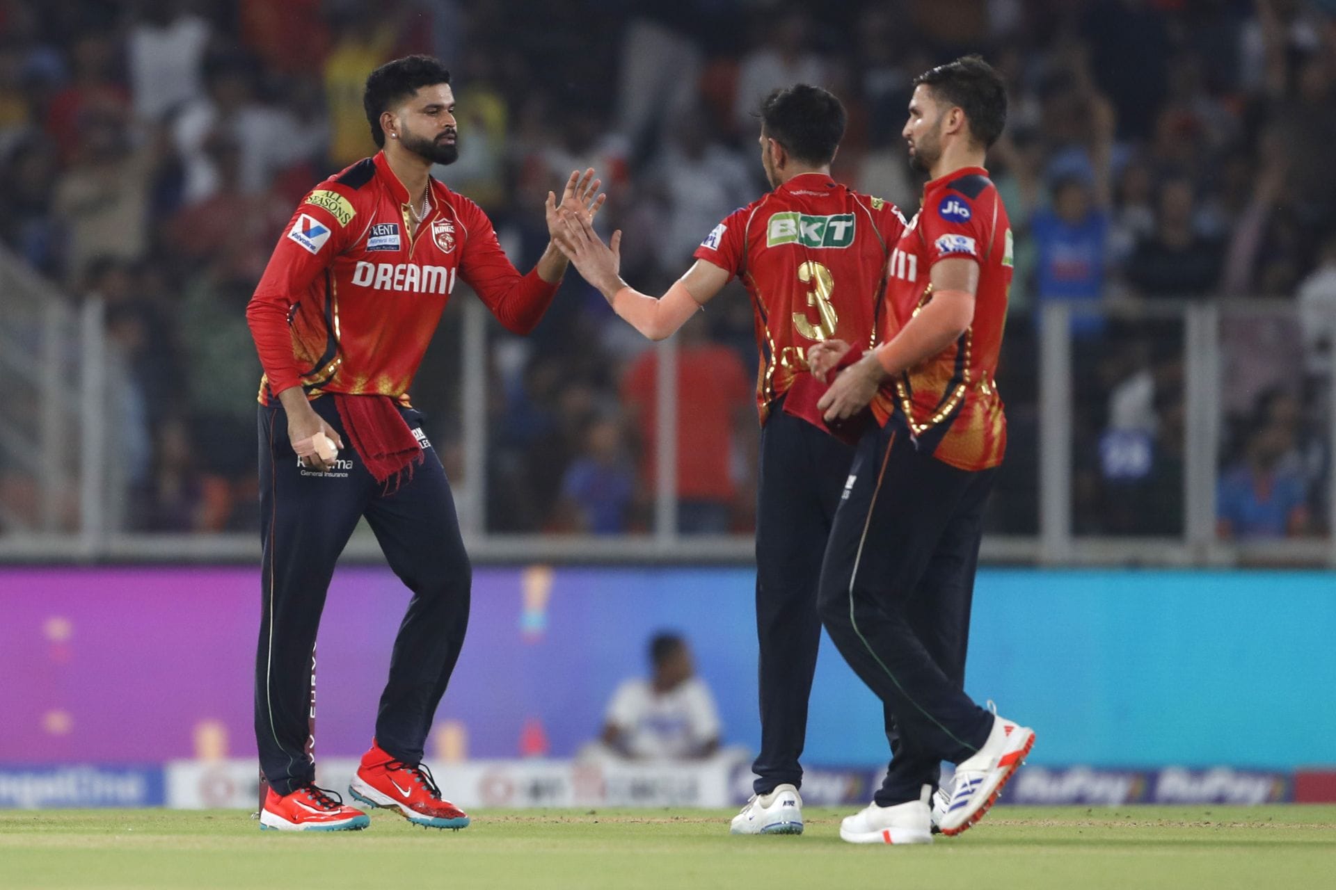 “Against two left-handers, his RPO is coming to 12” - Sanjay Bangar flags concern for ₹18 crore Indian bowler ahead of SRH vs PBKS IPL 2026 game 