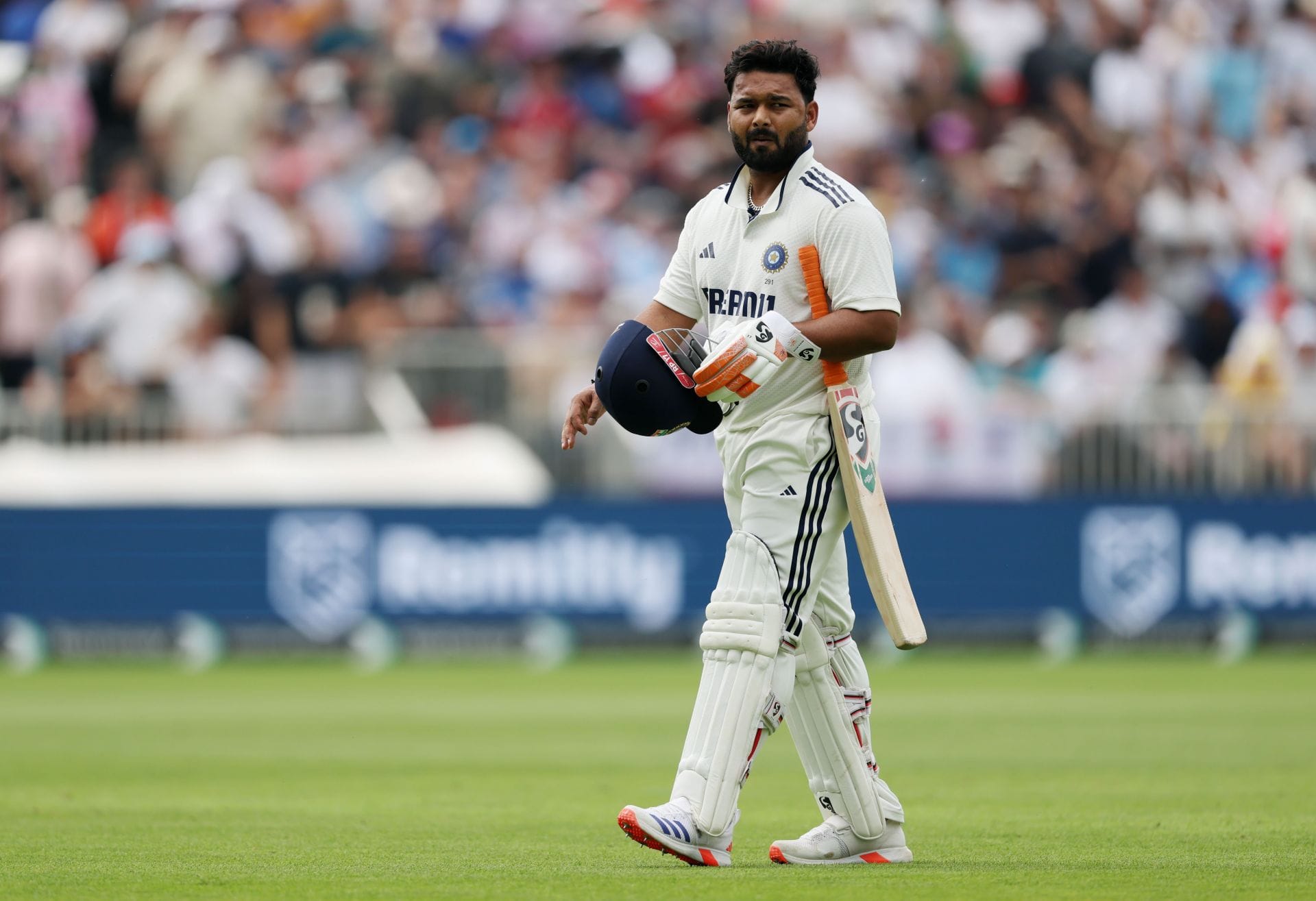 "It's almost like keeping someone on notice" - Aakash Chopra on Rishabh Pant's removal as vice-captain ahead of IND vs AFG 2026 Test